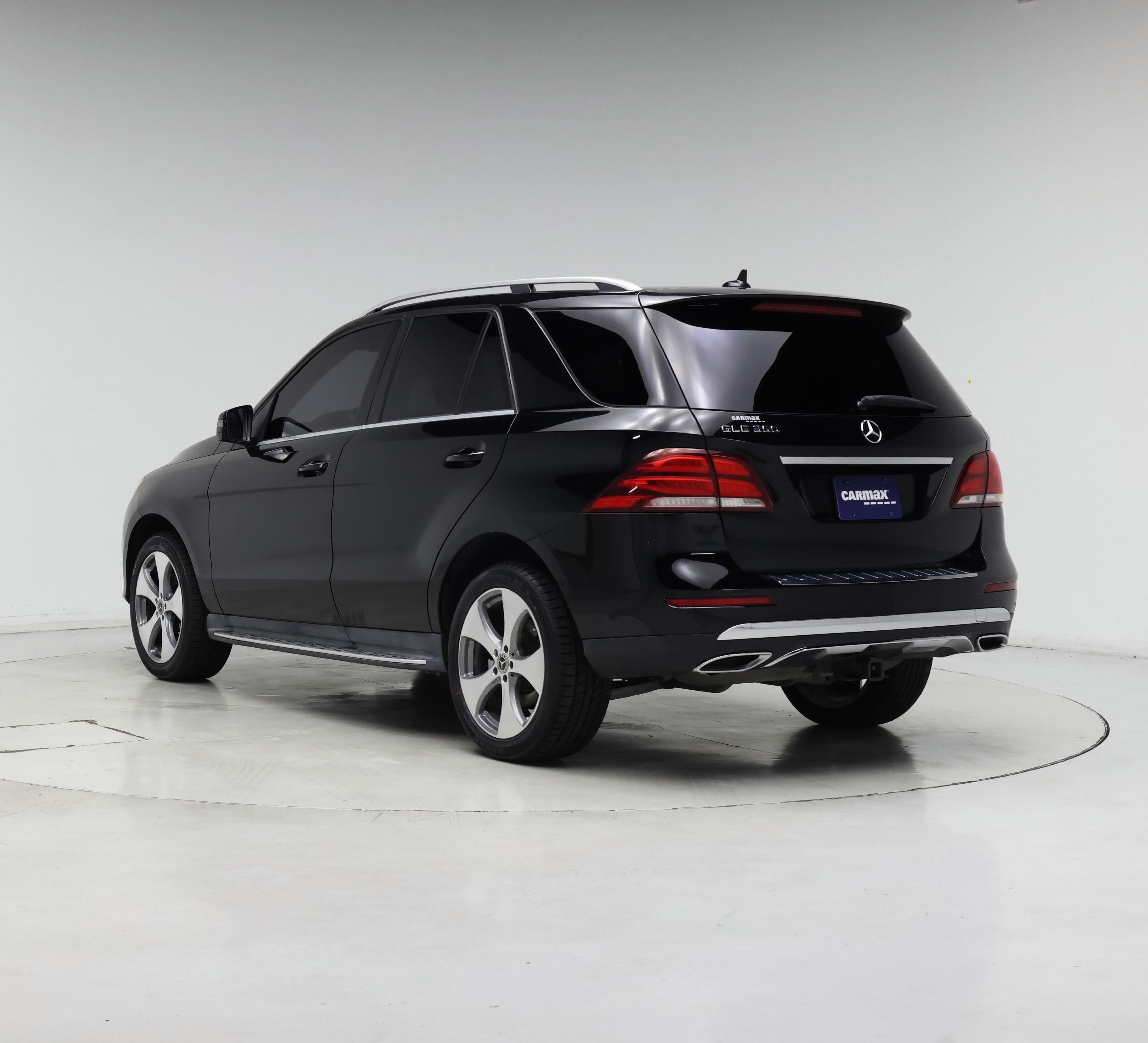 Thumbnail: 2018 Mercedes-Benz GLE - 2