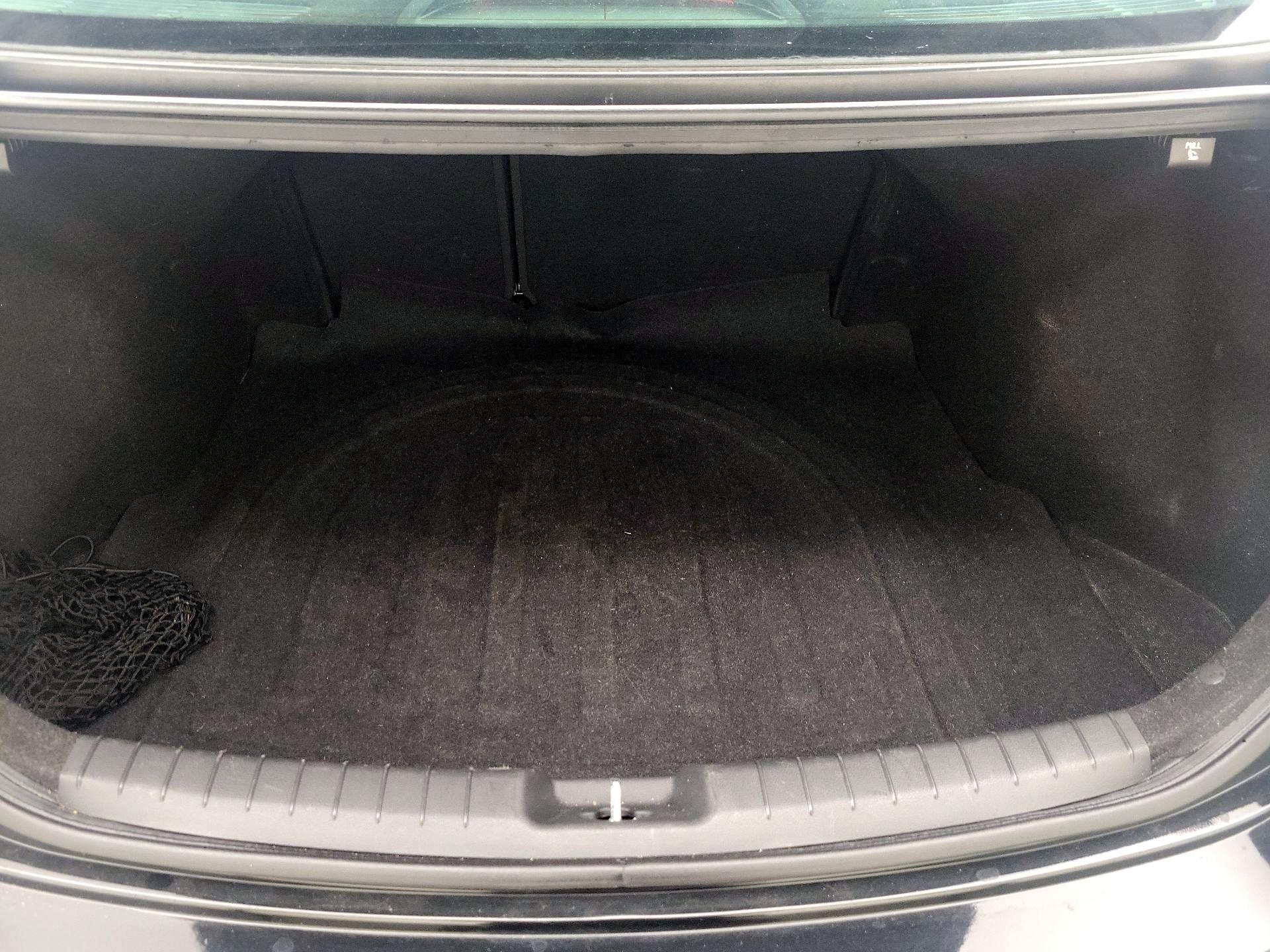 Thumbnail: 2018 Hyundai Elantra - 20