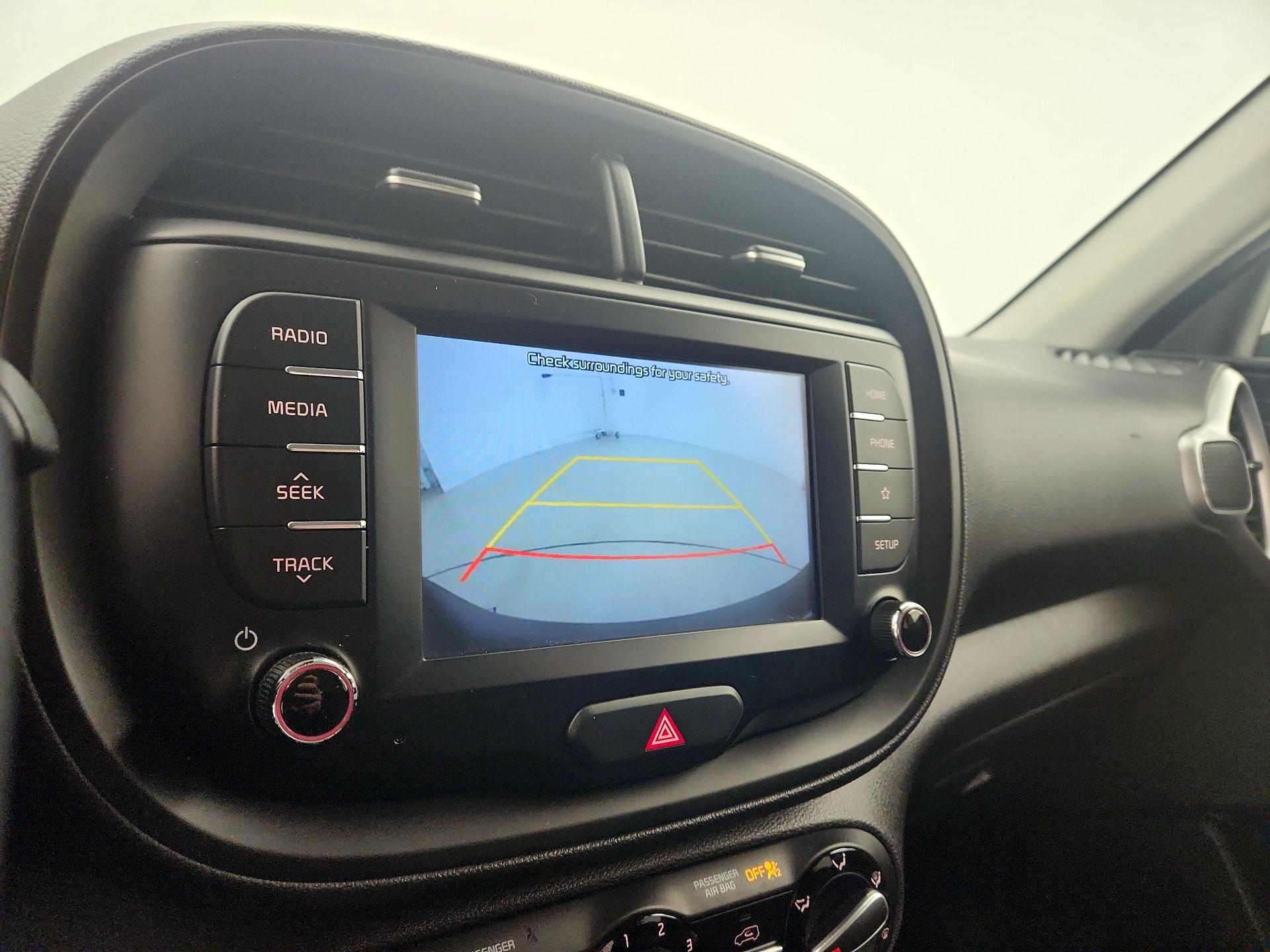 Thumbnail: 2020 Kia Soul - 14