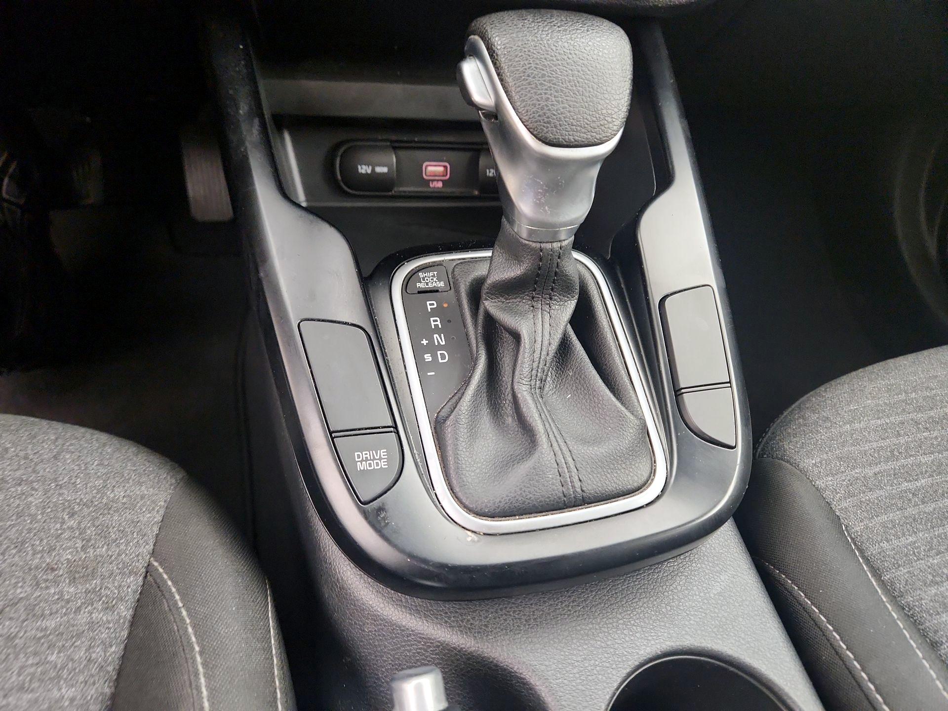 Thumbnail: 2020 Kia Soul - 17