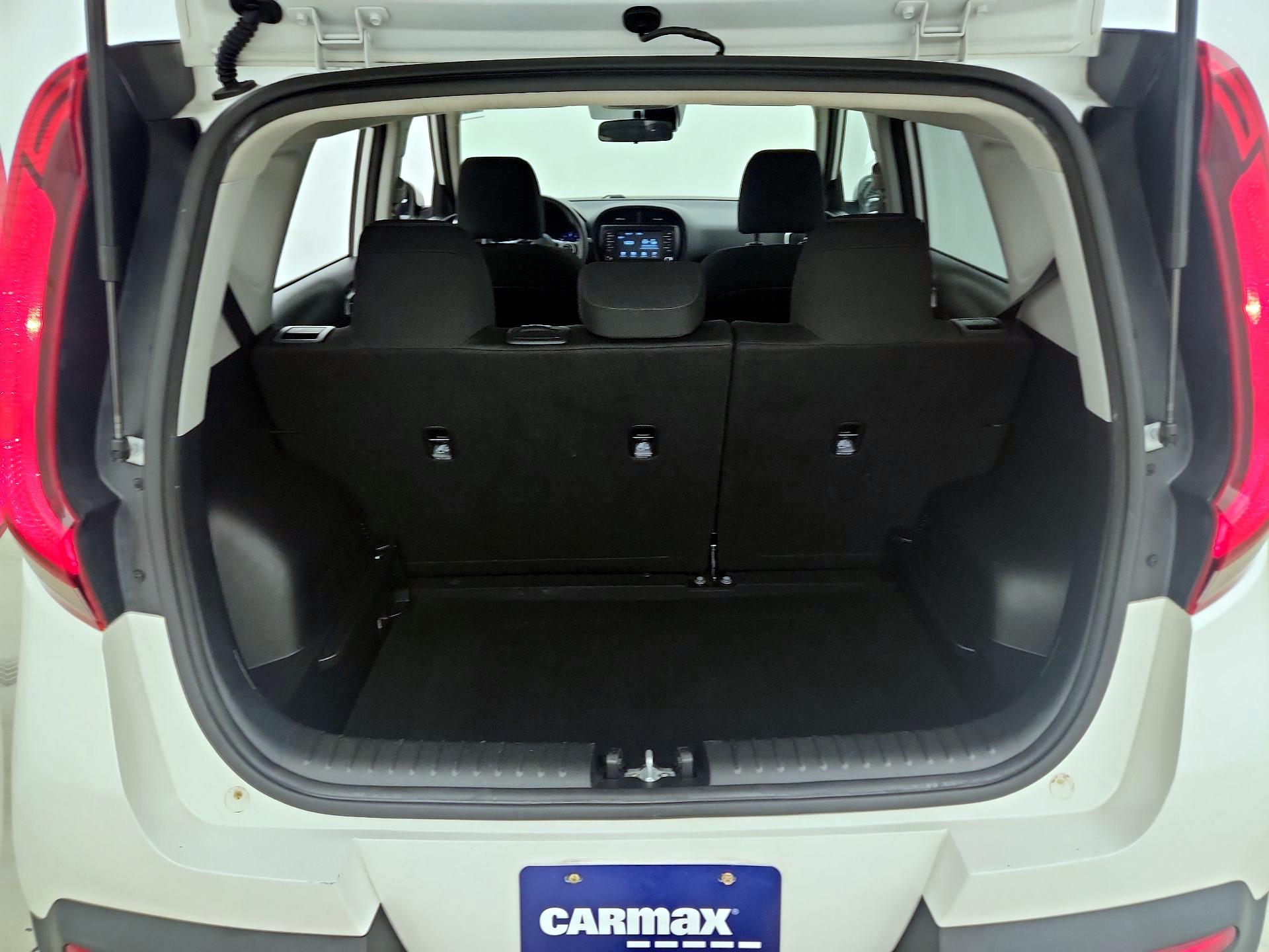 Thumbnail: 2020 Kia Soul - 20