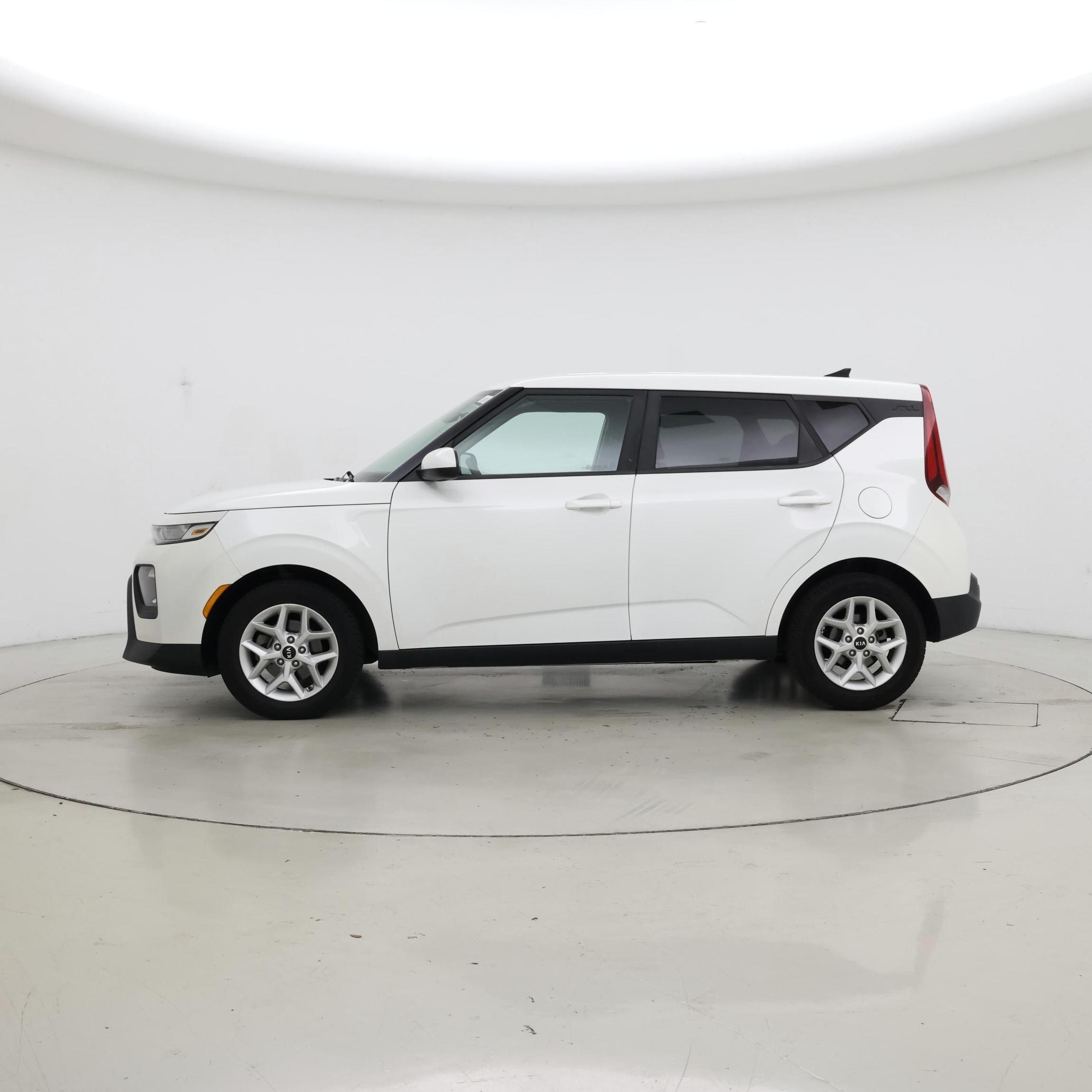 Thumbnail: 2020 Kia Soul - 3