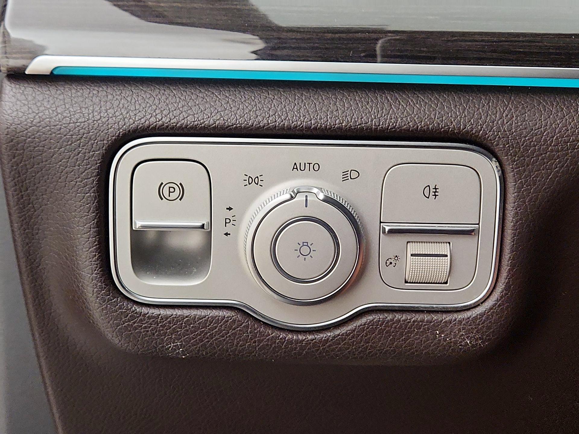 Thumbnail: 2020 Mercedes-Benz GLE - 13