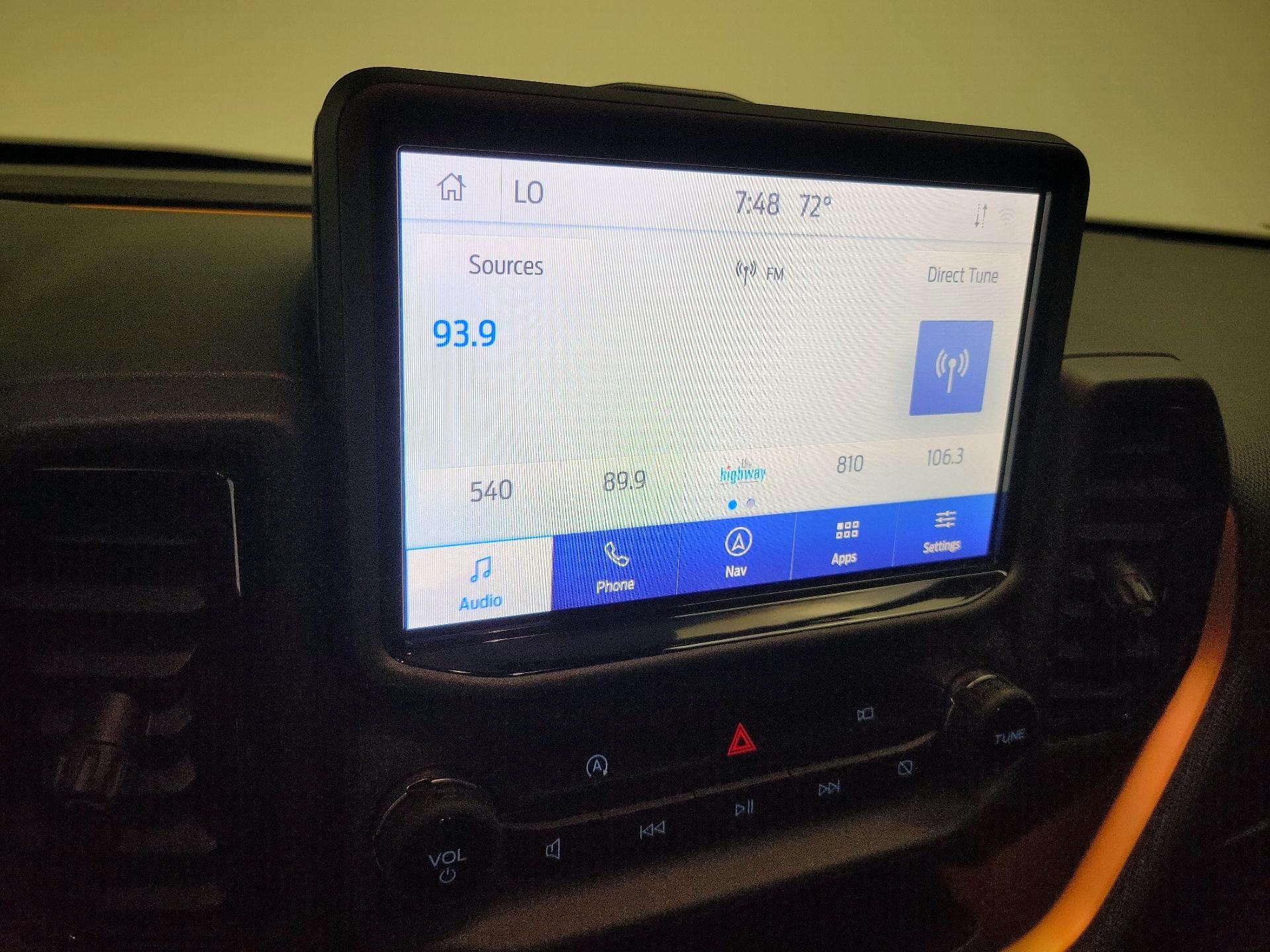 Thumbnail: 2022 Ford Bronco Sport - 16