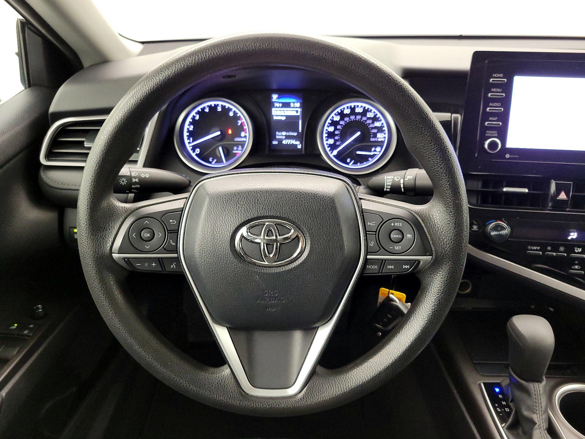 Thumbnail: 2022 Toyota Camry - 10