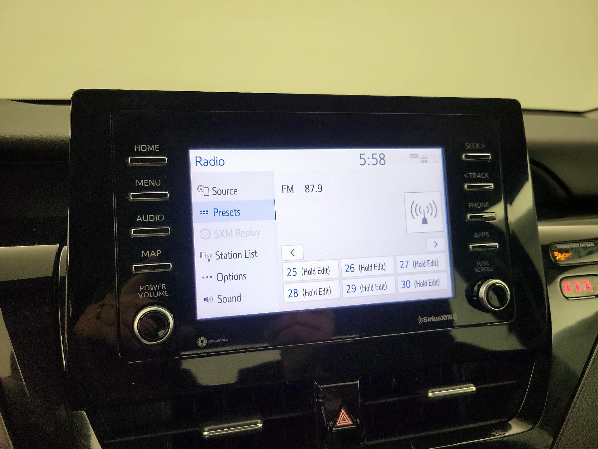 Thumbnail: 2022 Toyota Camry - 15