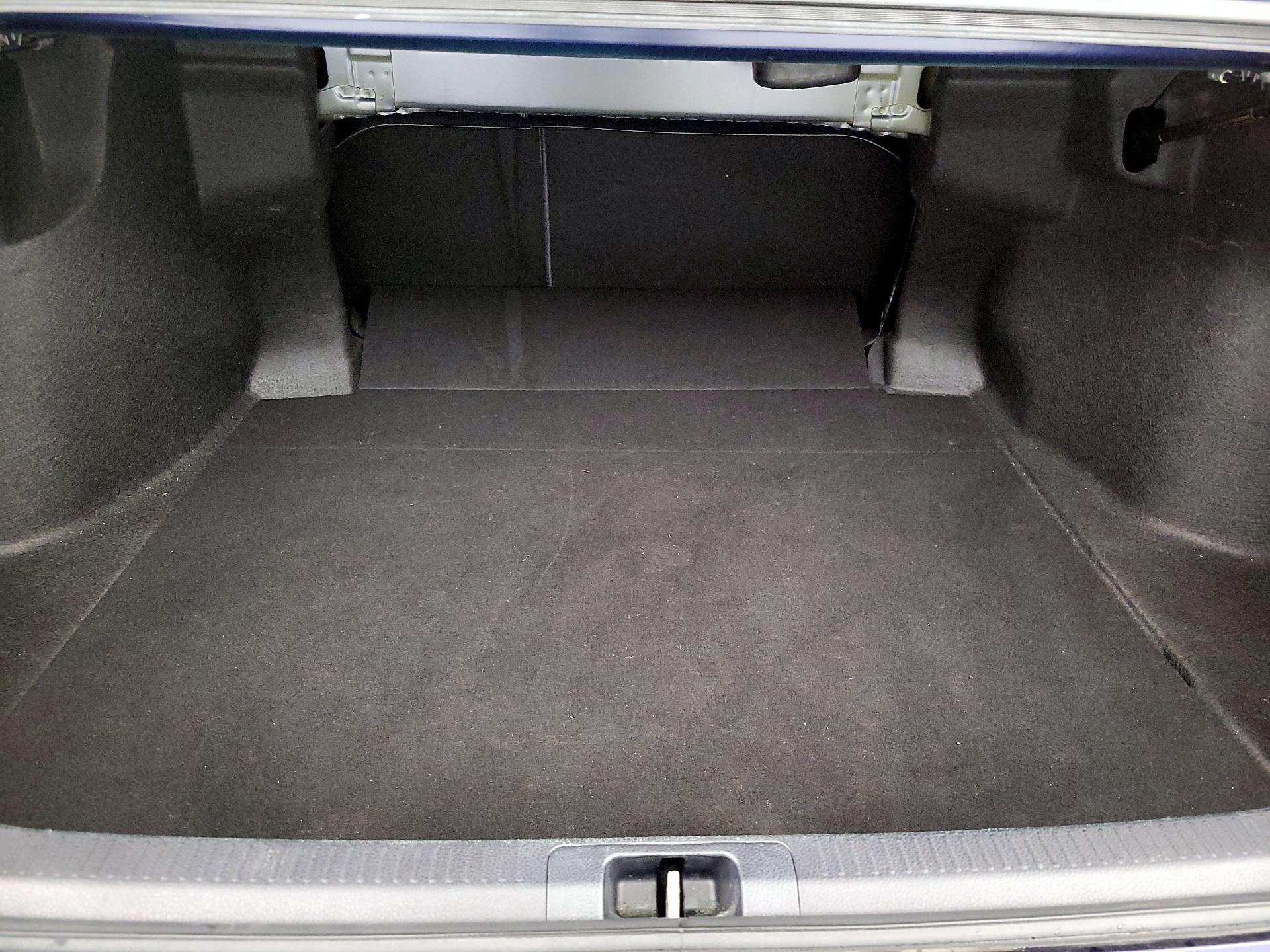 Thumbnail: 2022 Toyota Camry - 20