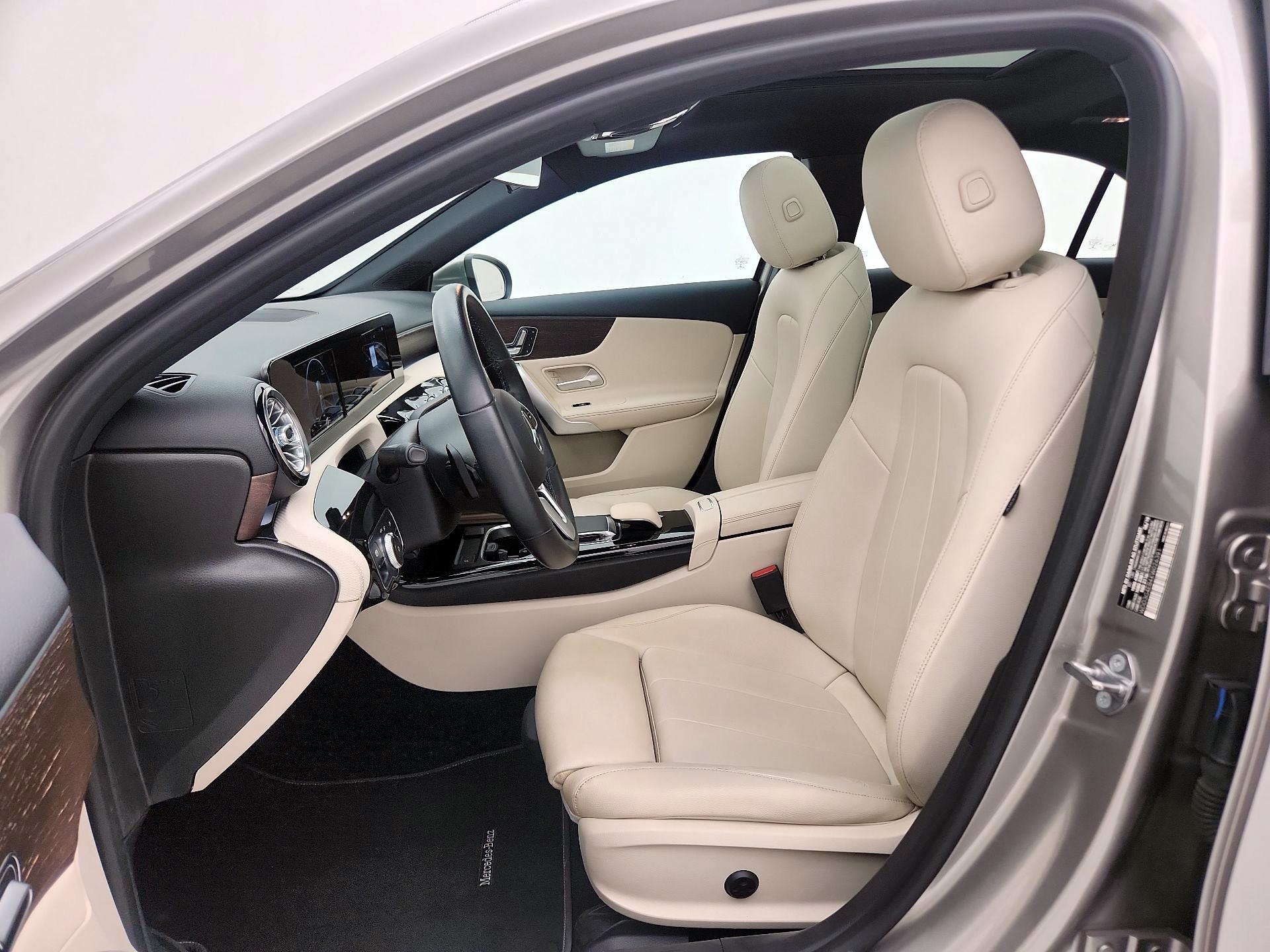 Thumbnail: 2019 Mercedes-Benz A-Class - 11