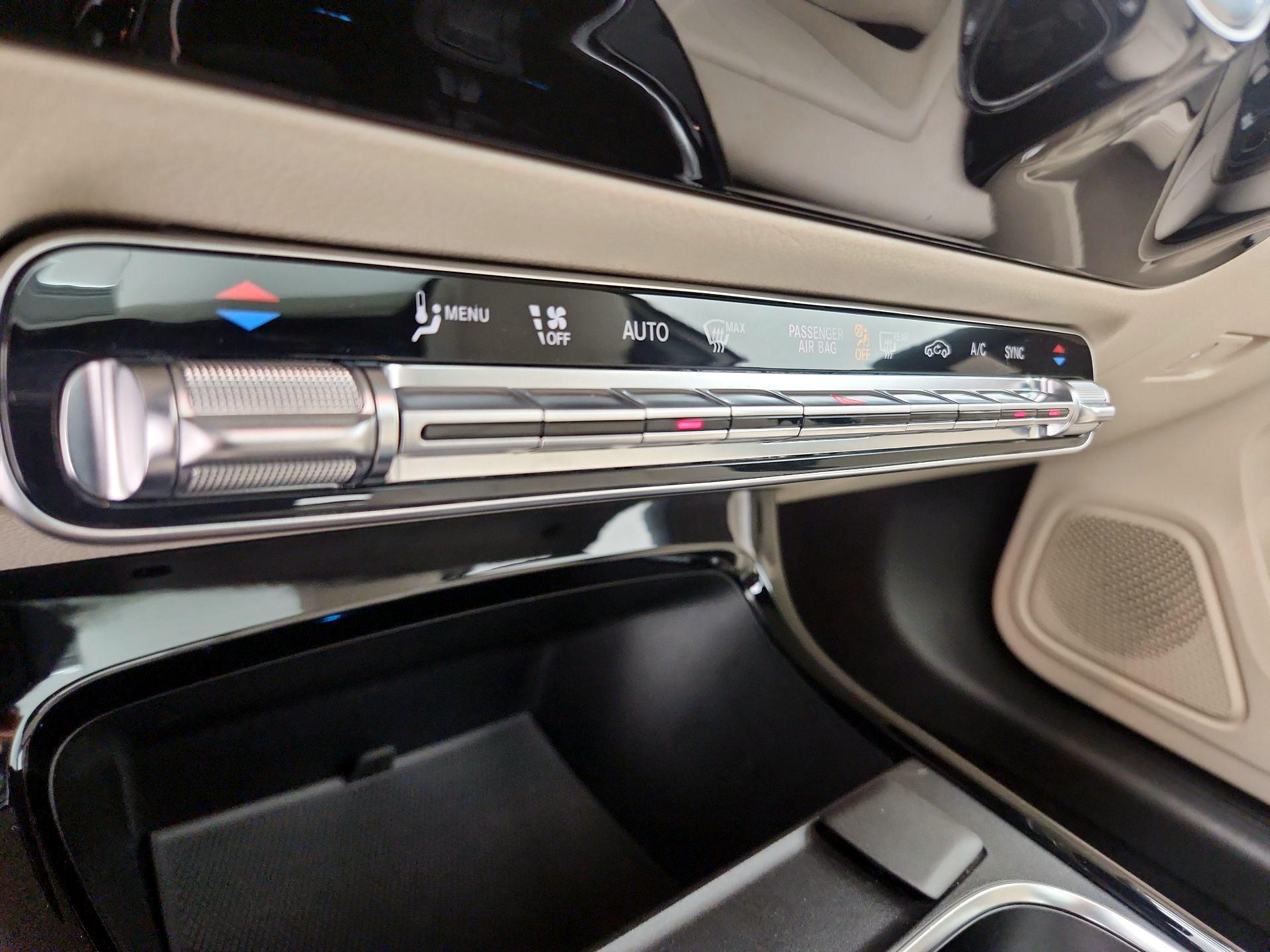 Thumbnail: 2019 Mercedes-Benz A-Class - 16