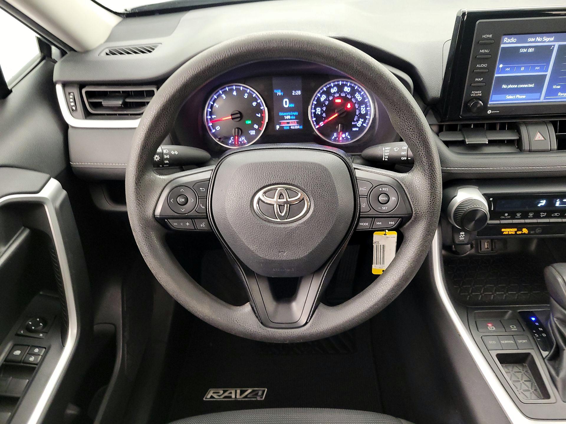 Thumbnail: 2021 Toyota RAV4 - 10