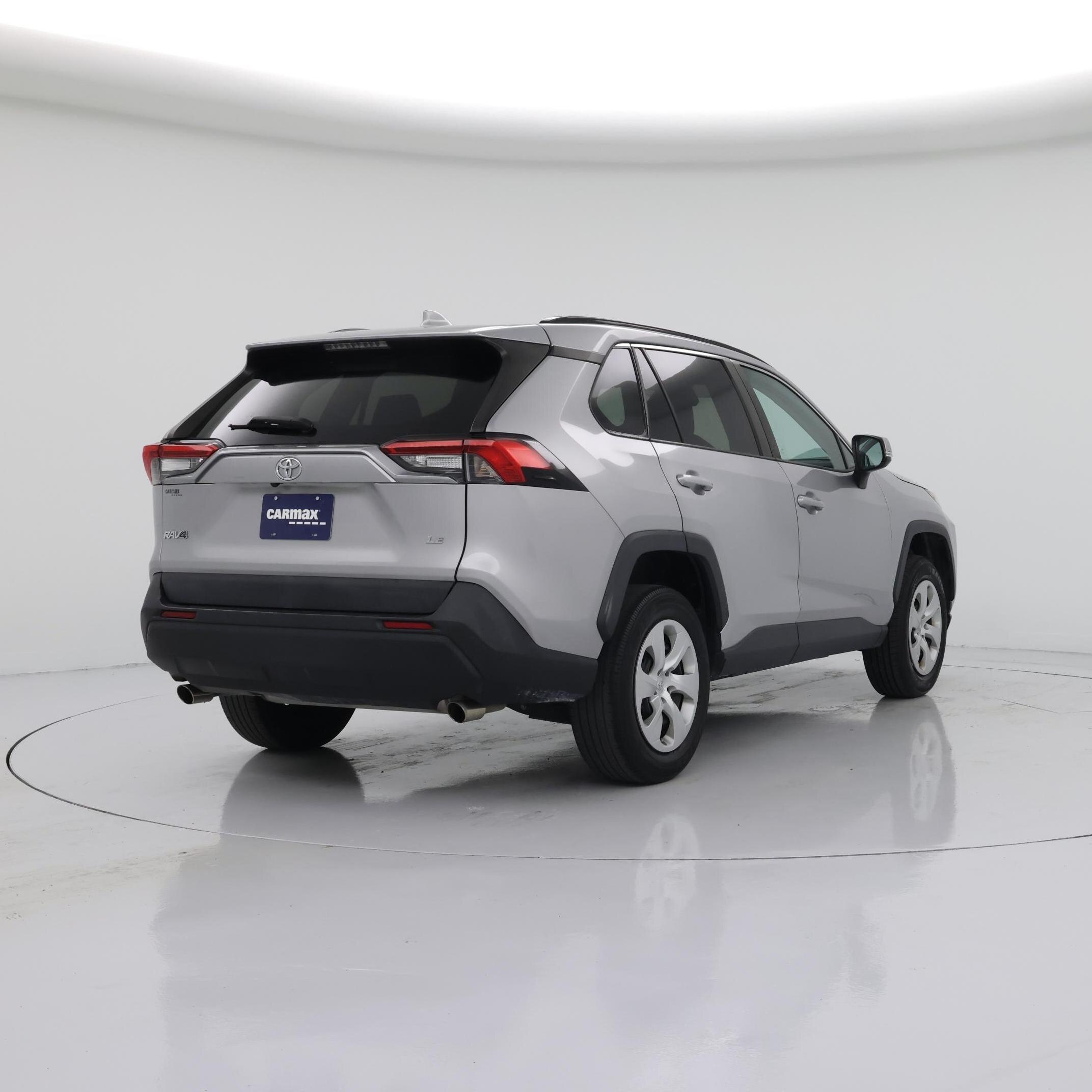 Thumbnail: 2021 Toyota RAV4 - 8