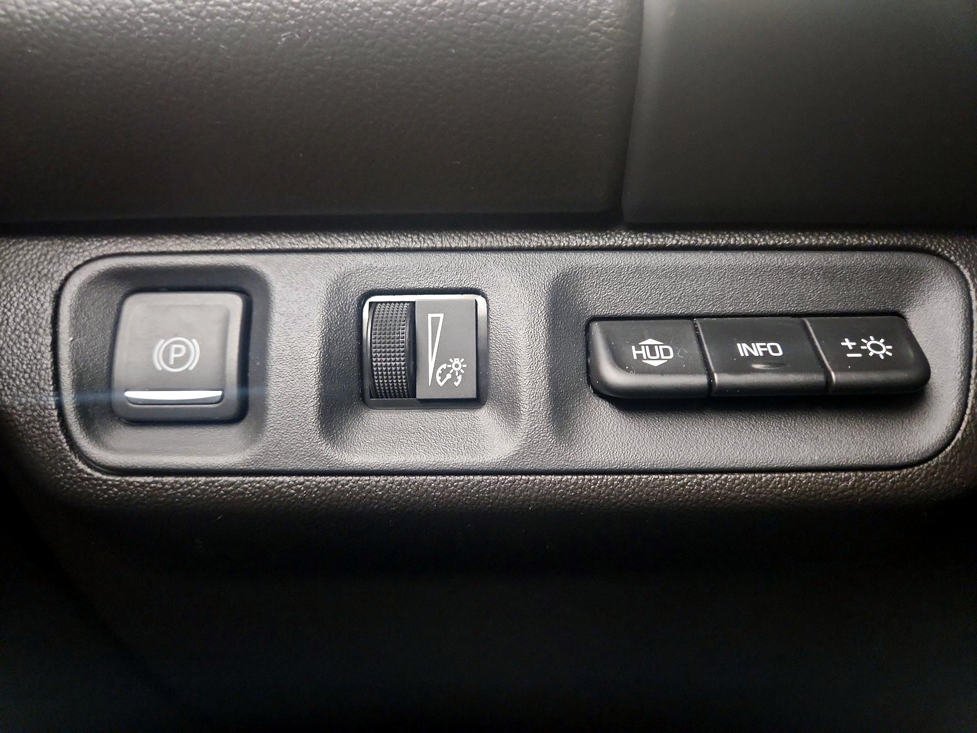 Thumbnail: 2022 GMC Acadia - 13