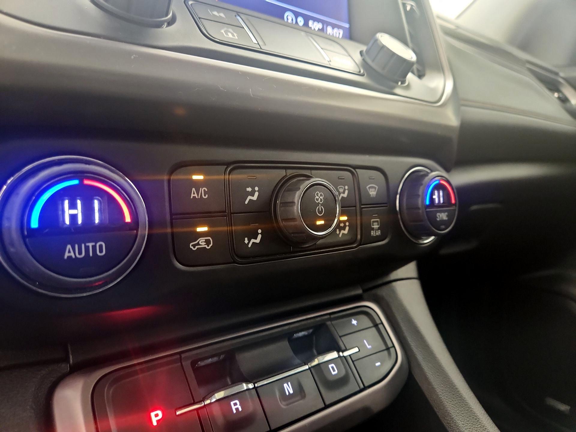 Thumbnail: 2022 GMC Acadia - 16