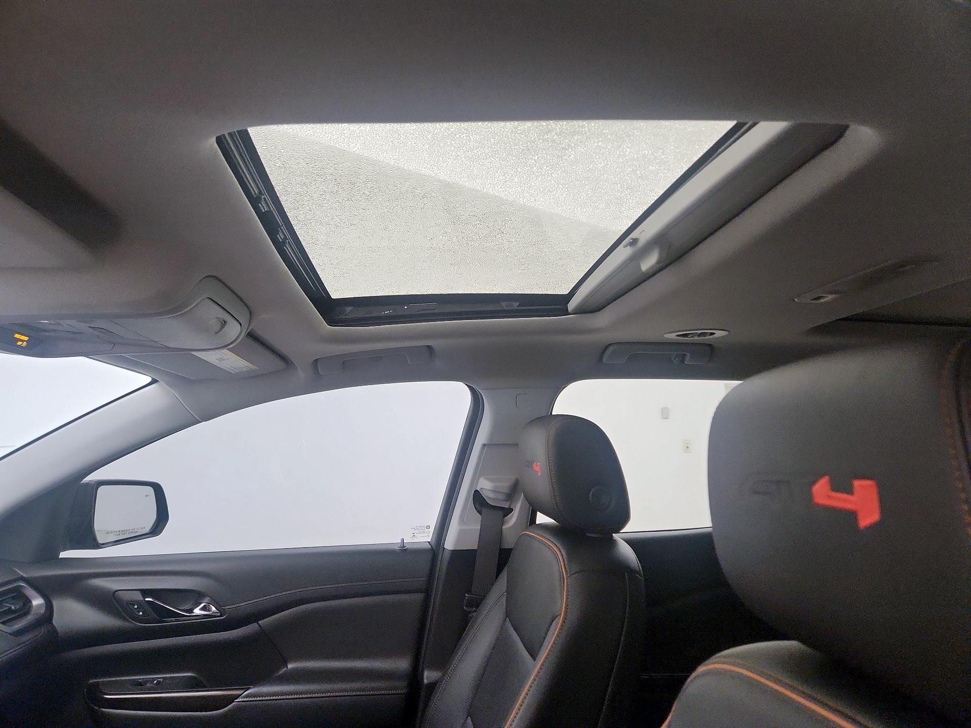 Thumbnail: 2022 GMC Acadia - 19