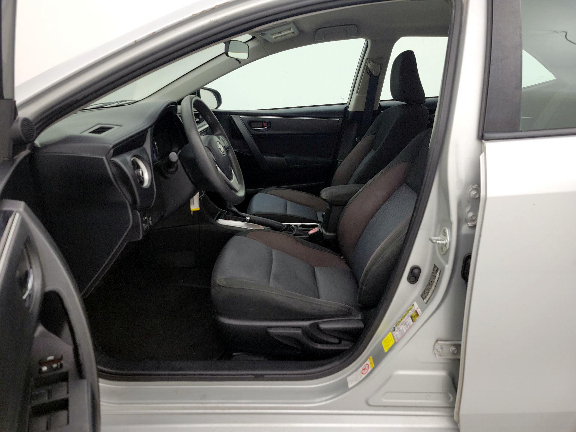 Thumbnail: 2018 Toyota Corolla - 11