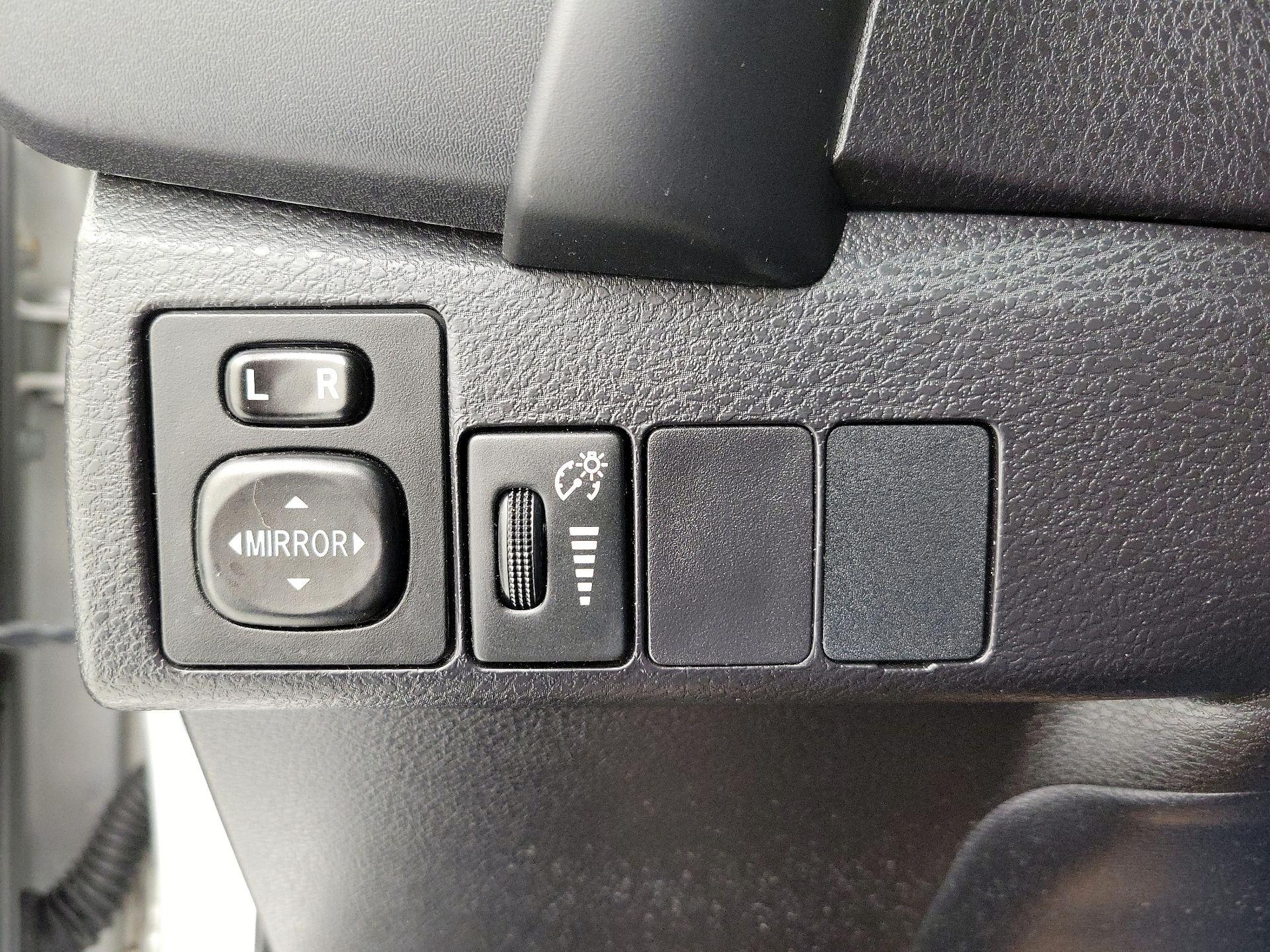 Thumbnail: 2018 Toyota Corolla - 13