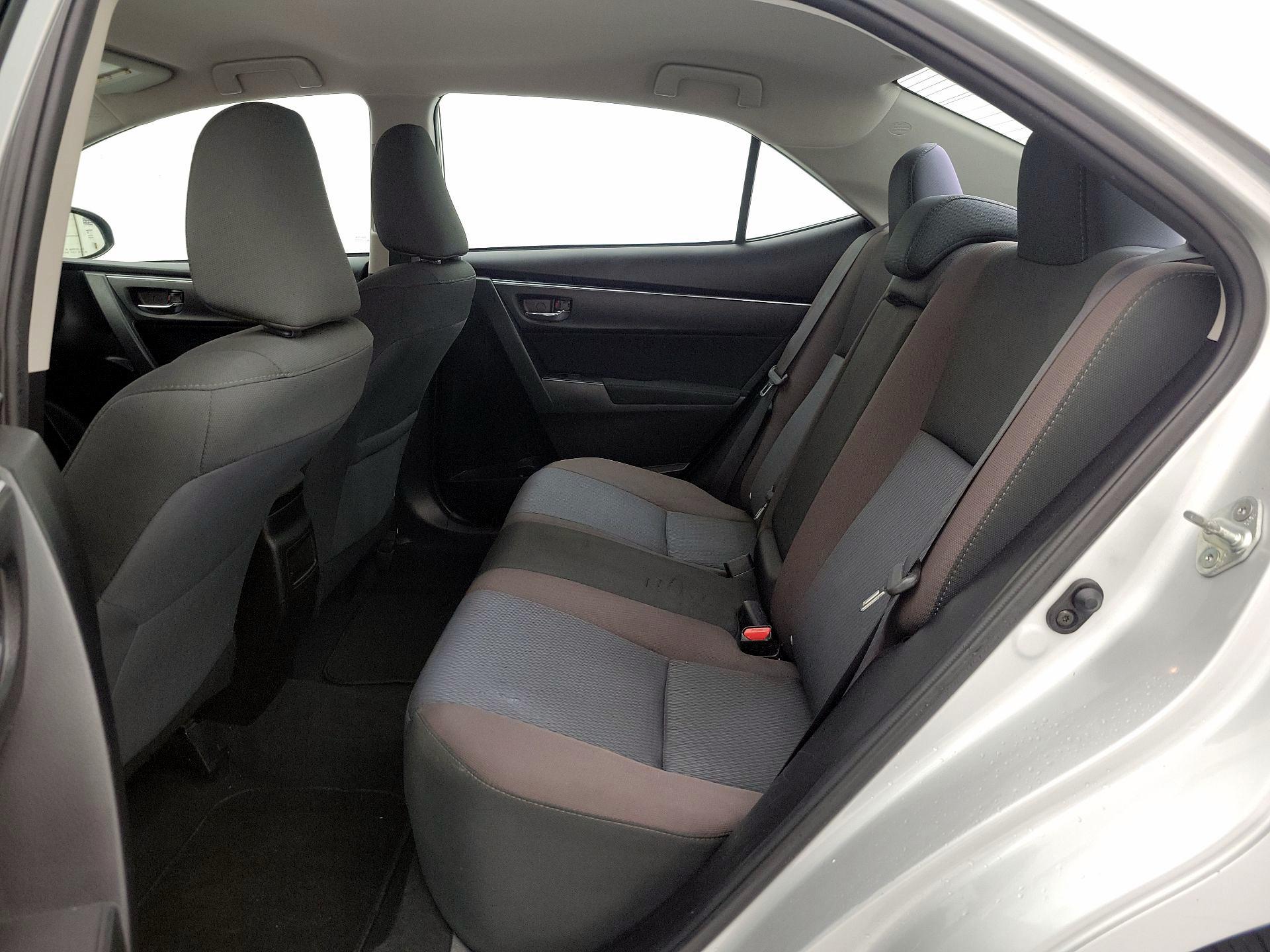 Thumbnail: 2018 Toyota Corolla - 19