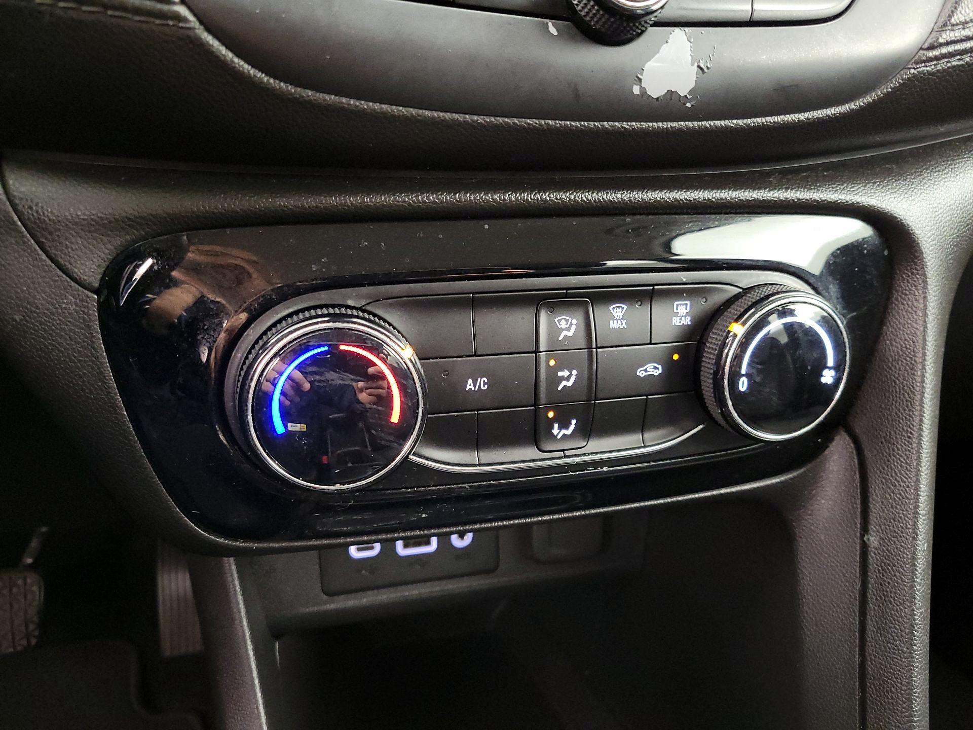 Thumbnail: 2021 Buick Encore GX - 16