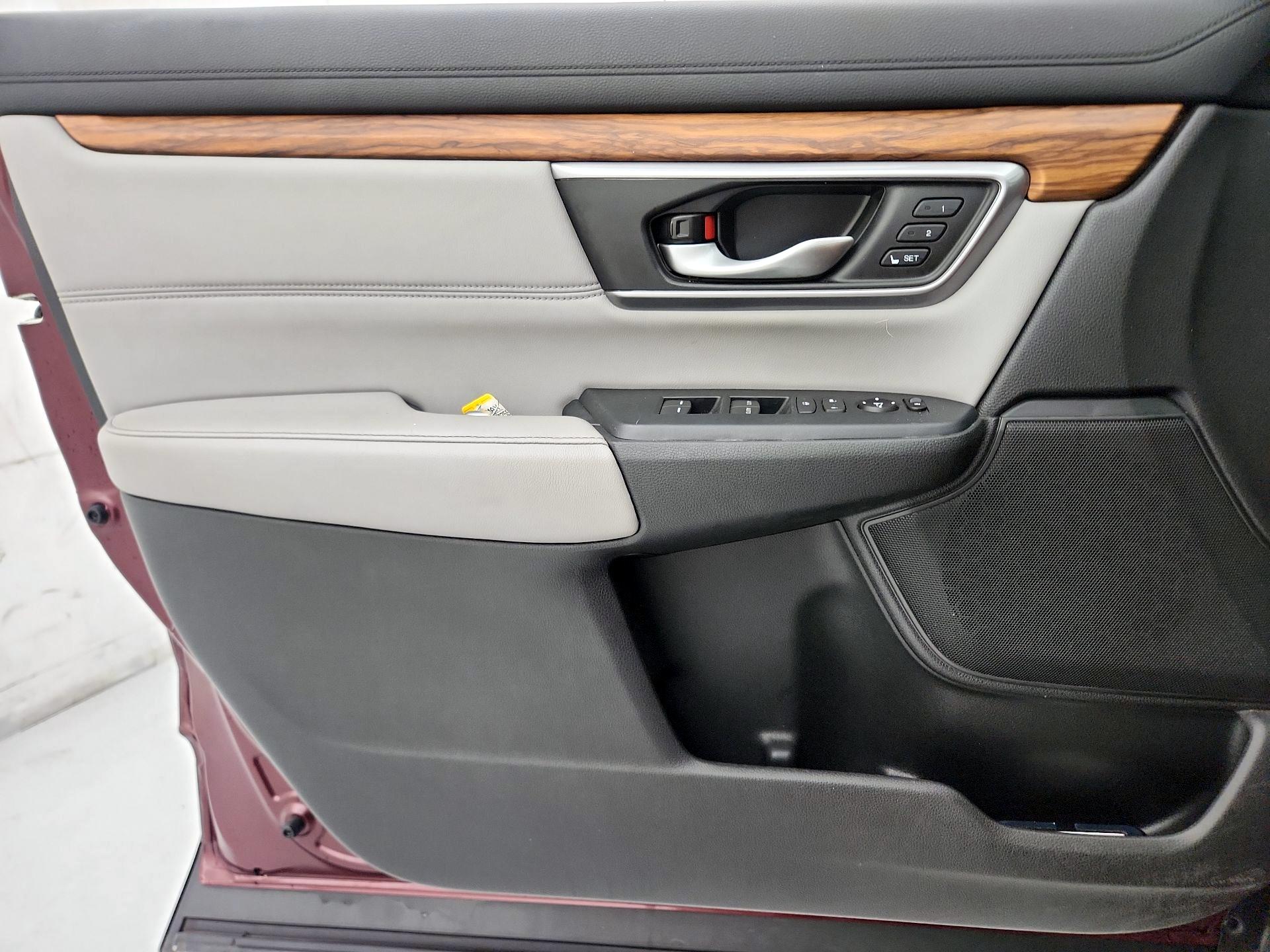 Thumbnail: 2017 Honda CR-V - 12