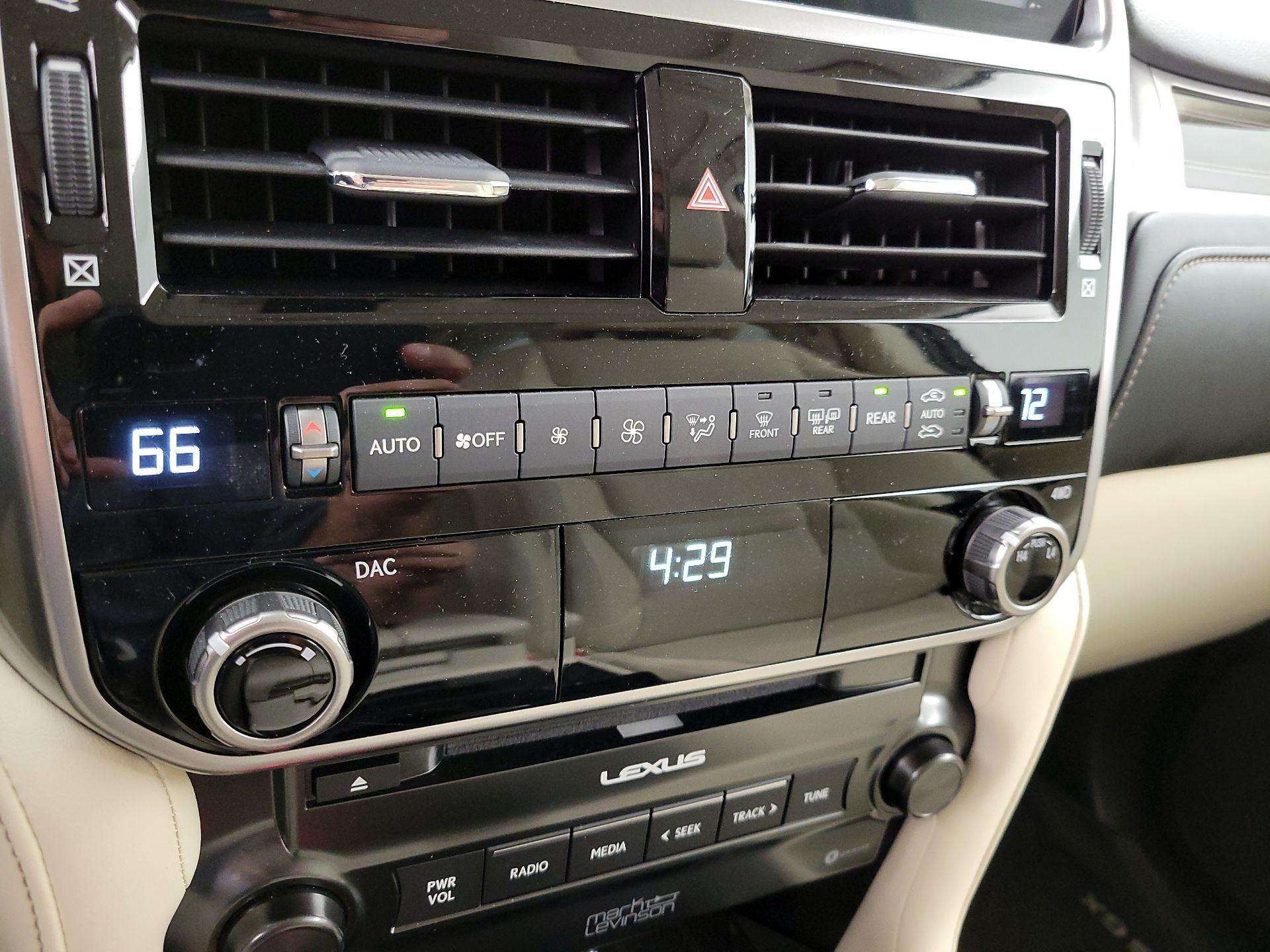 Thumbnail: 2022 Lexus GX - 17