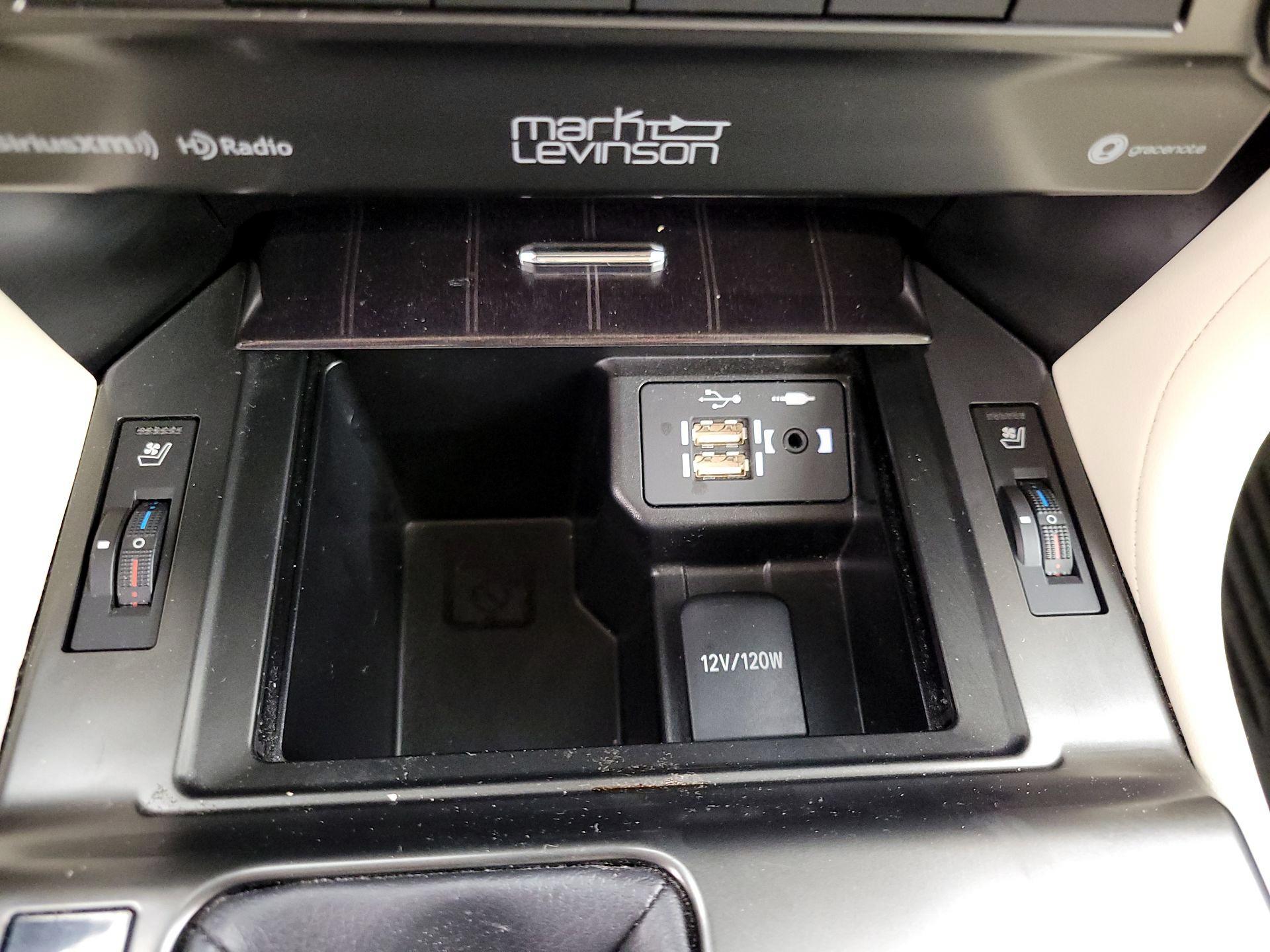 Thumbnail: 2022 Lexus GX - 19