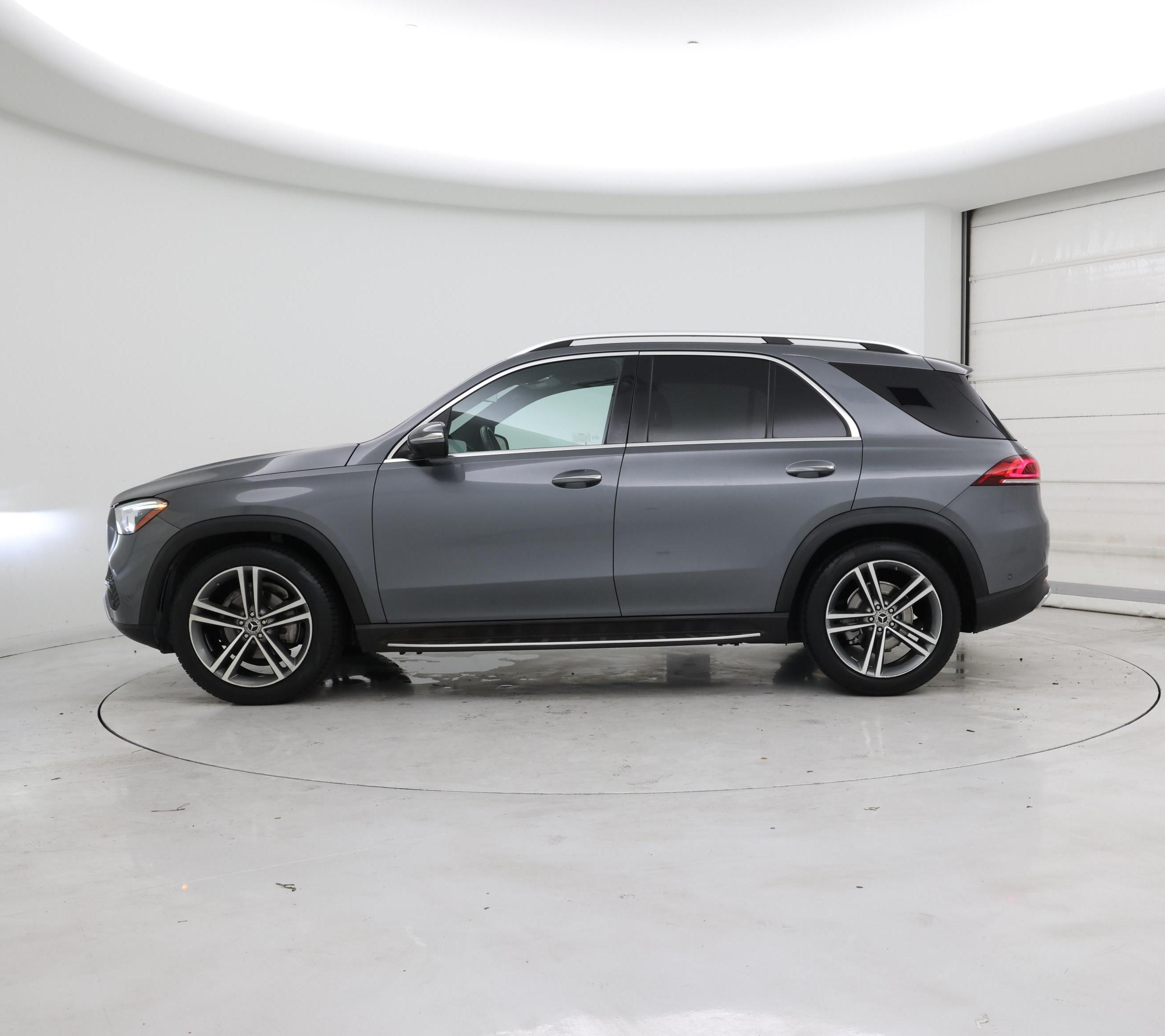 Thumbnail: 2020 Mercedes-Benz GLE - 3