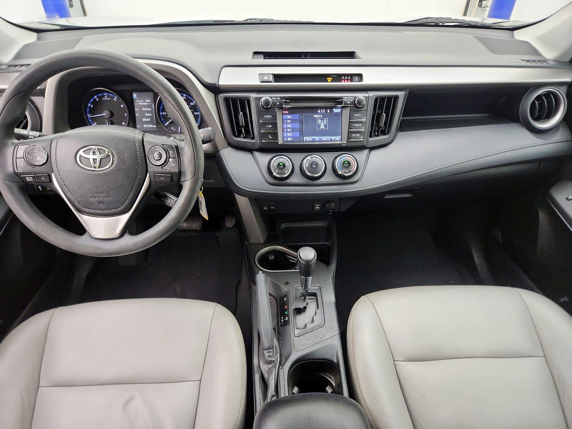 Thumbnail: 2017 Toyota RAV4 - 9