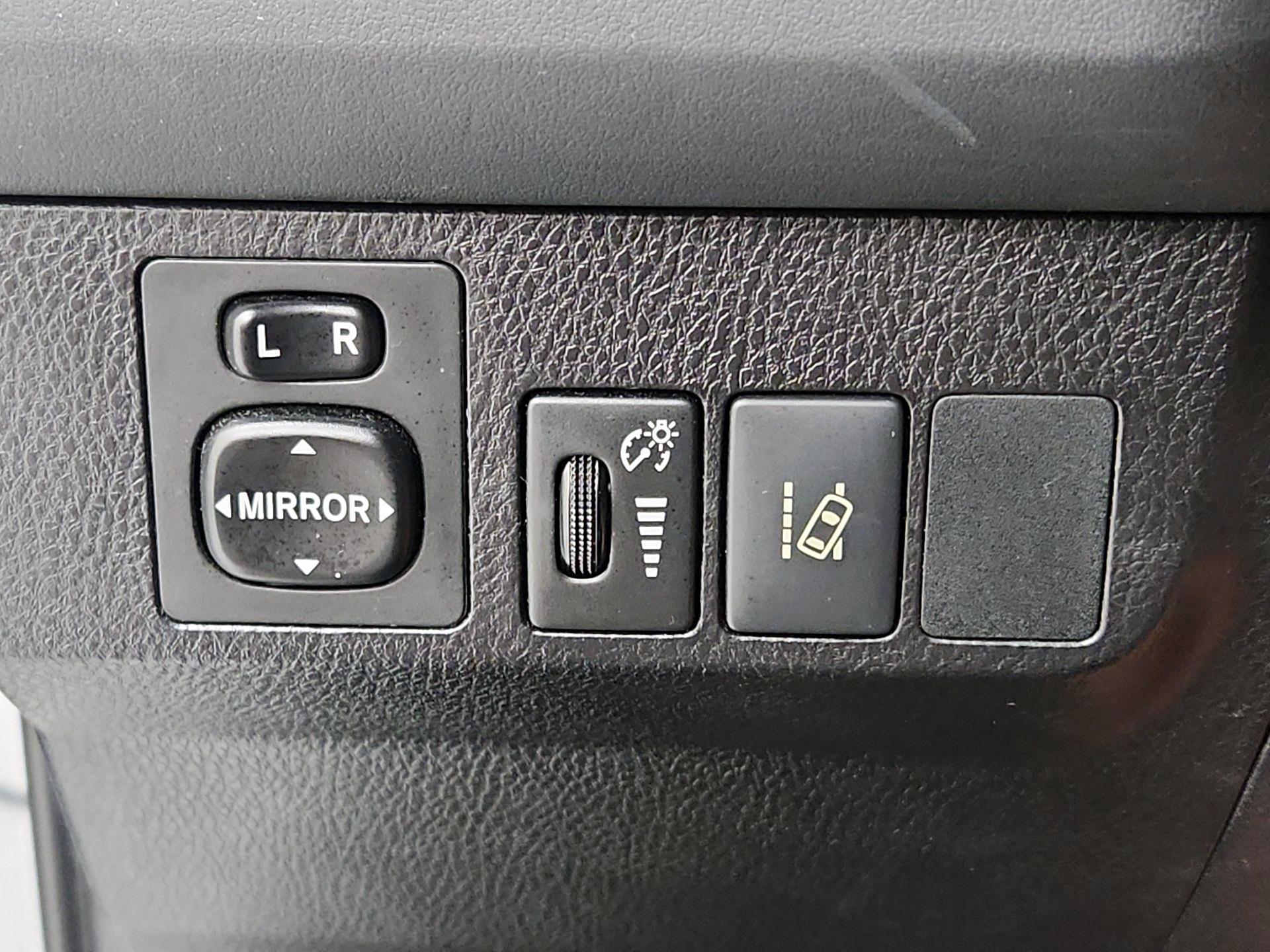 Thumbnail: 2017 Toyota RAV4 - 13