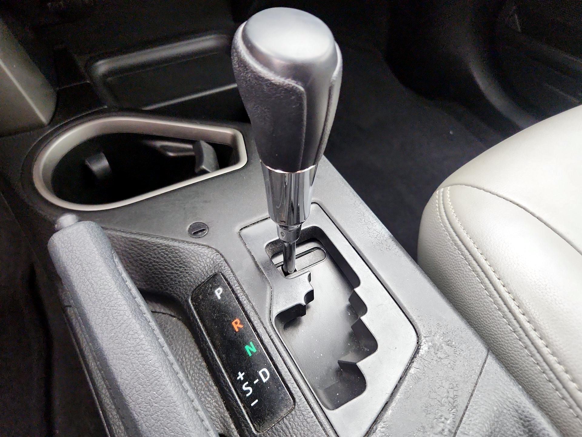 Thumbnail: 2017 Toyota RAV4 - 17