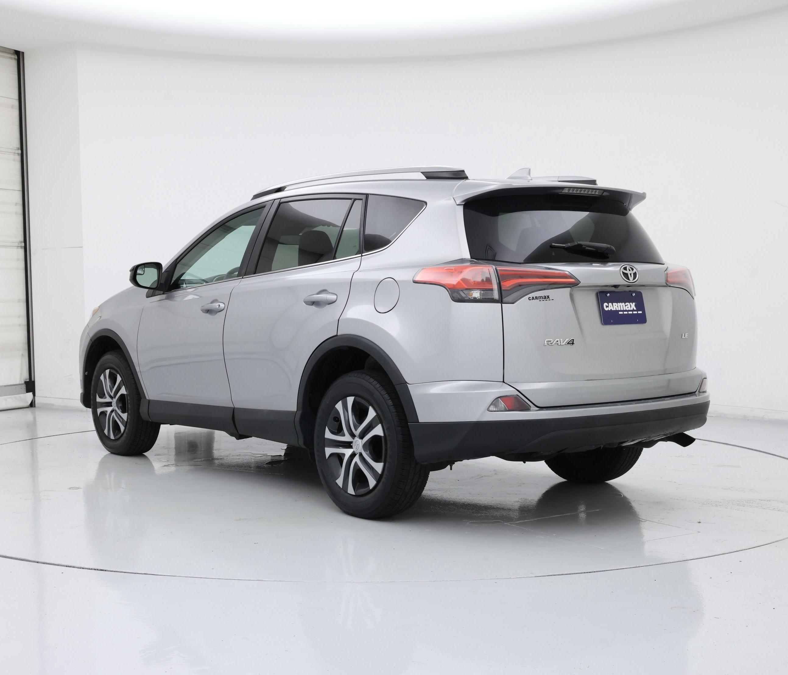 Thumbnail: 2017 Toyota RAV4 - 2