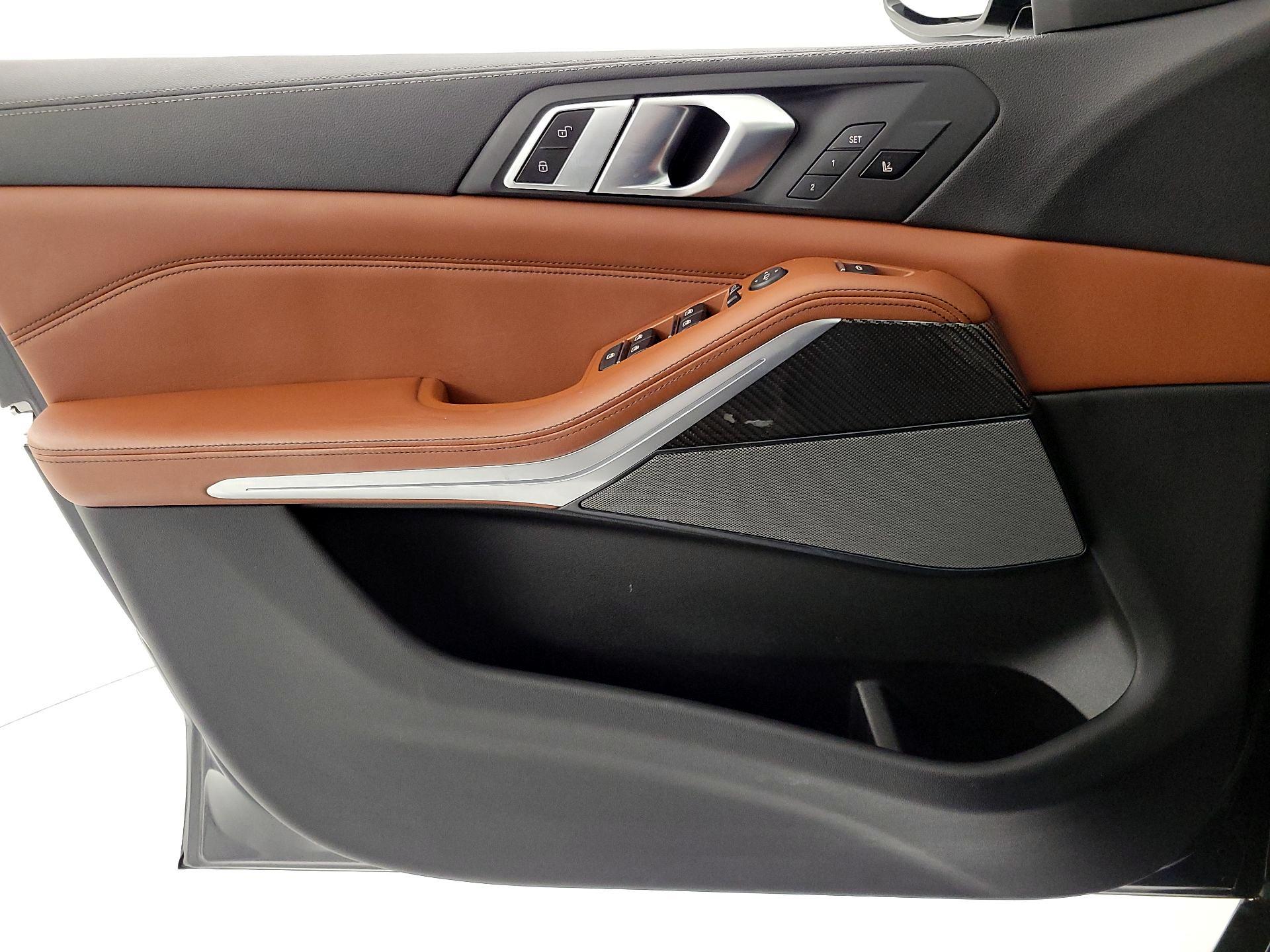 Thumbnail: 2021 BMW X5 - 12