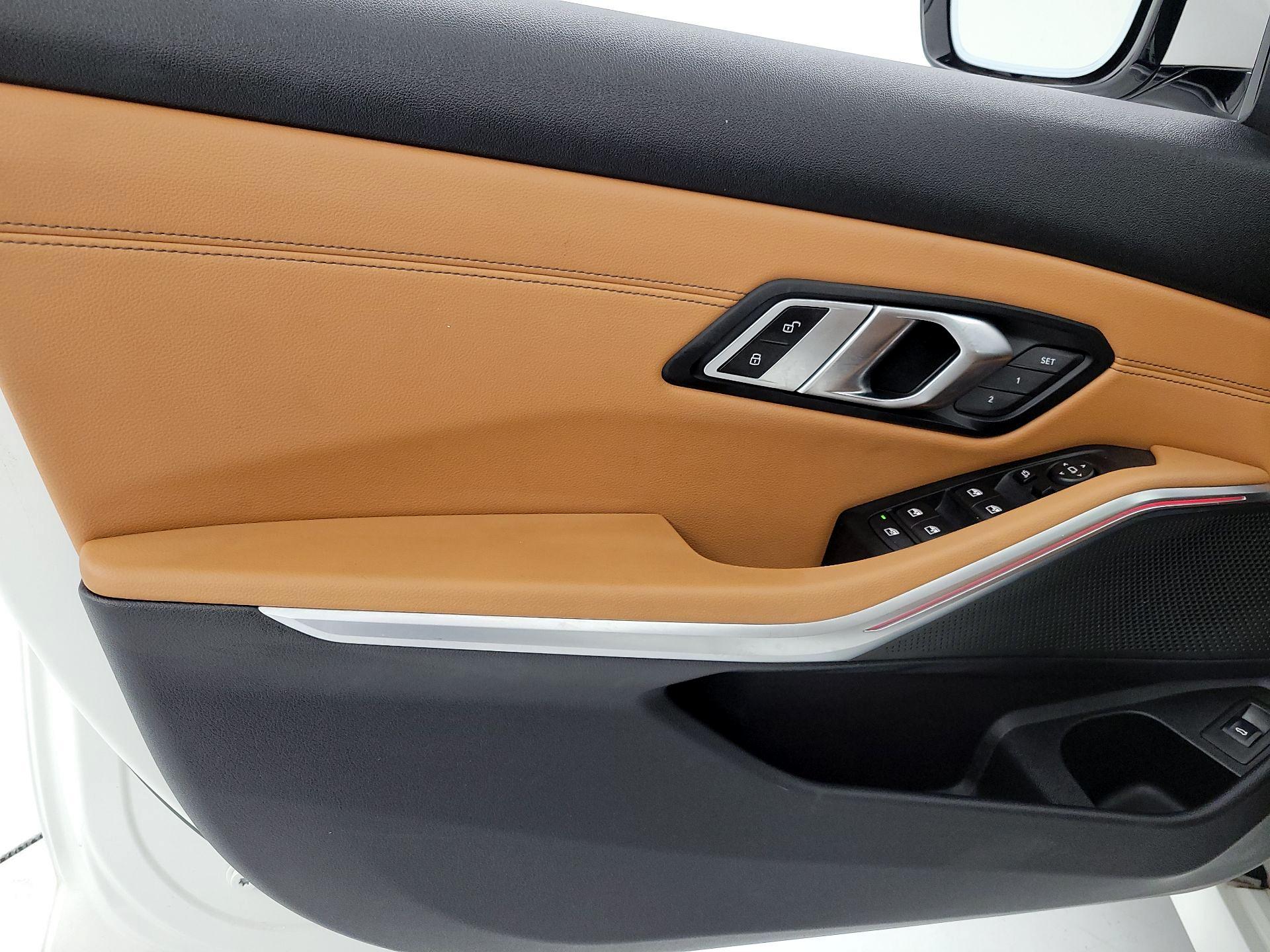 Thumbnail: 2020 BMW 3 Series - 12