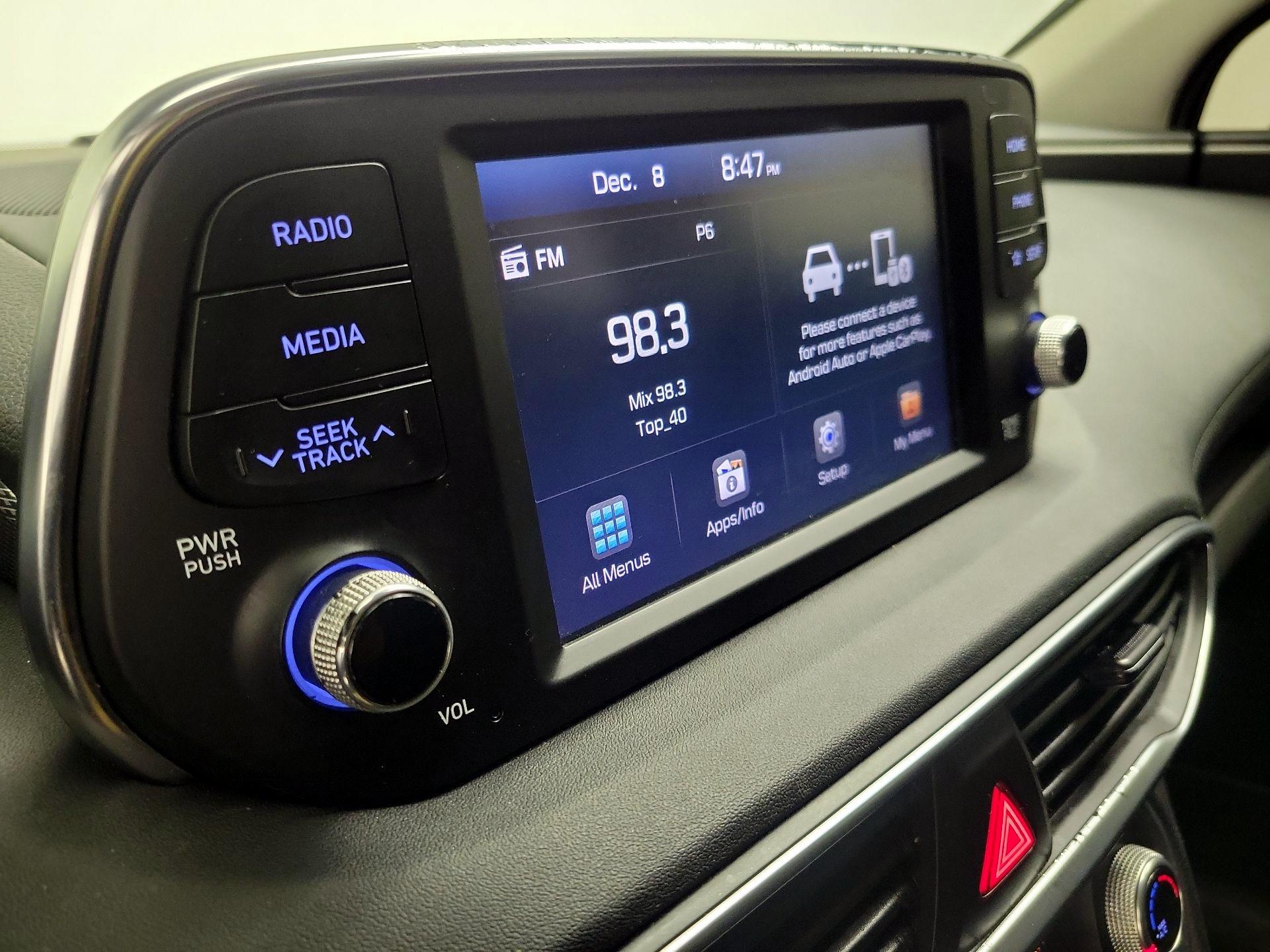 Thumbnail: 2019 Hyundai Santa Fe - 15