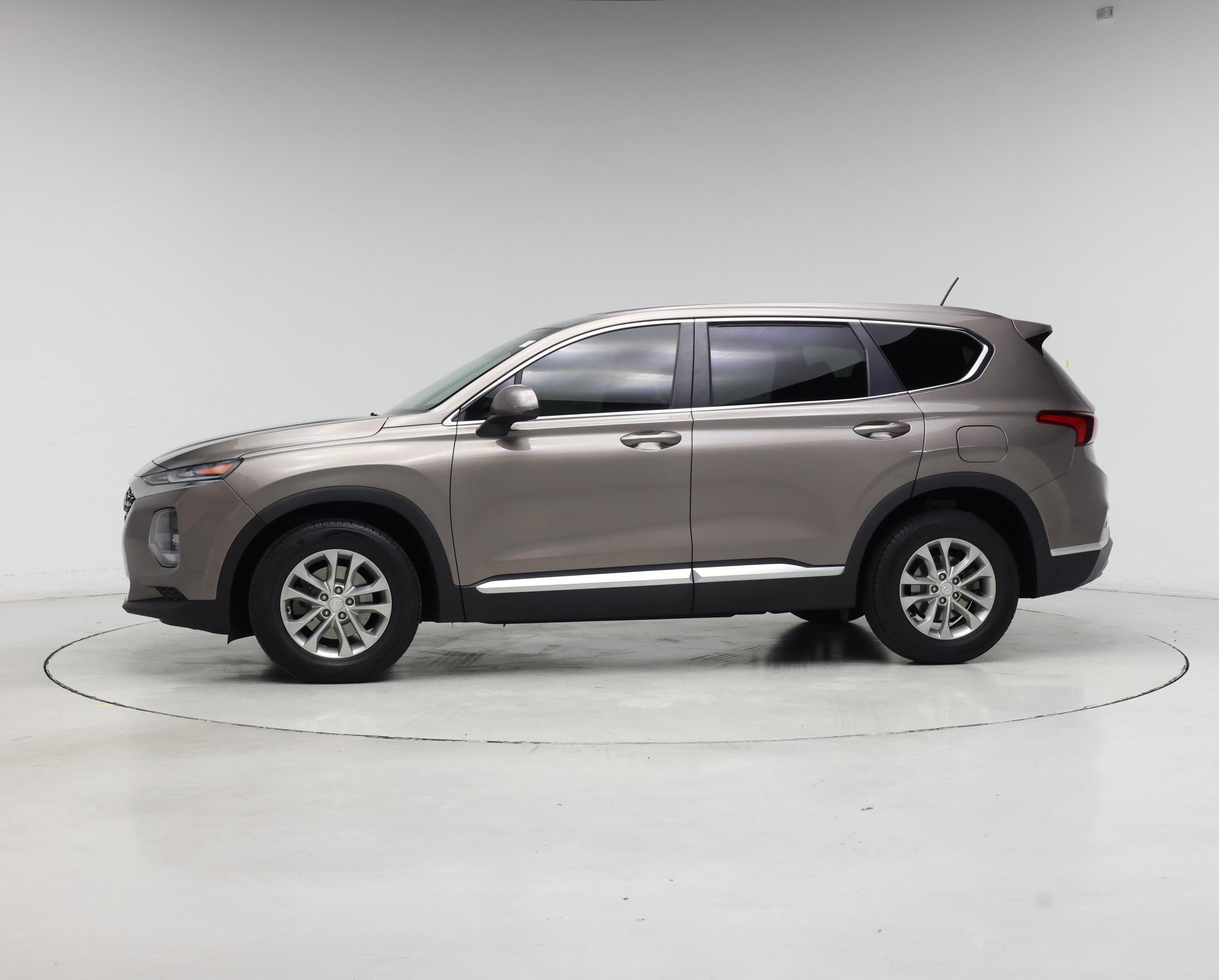 Thumbnail: 2019 Hyundai Santa Fe - 3