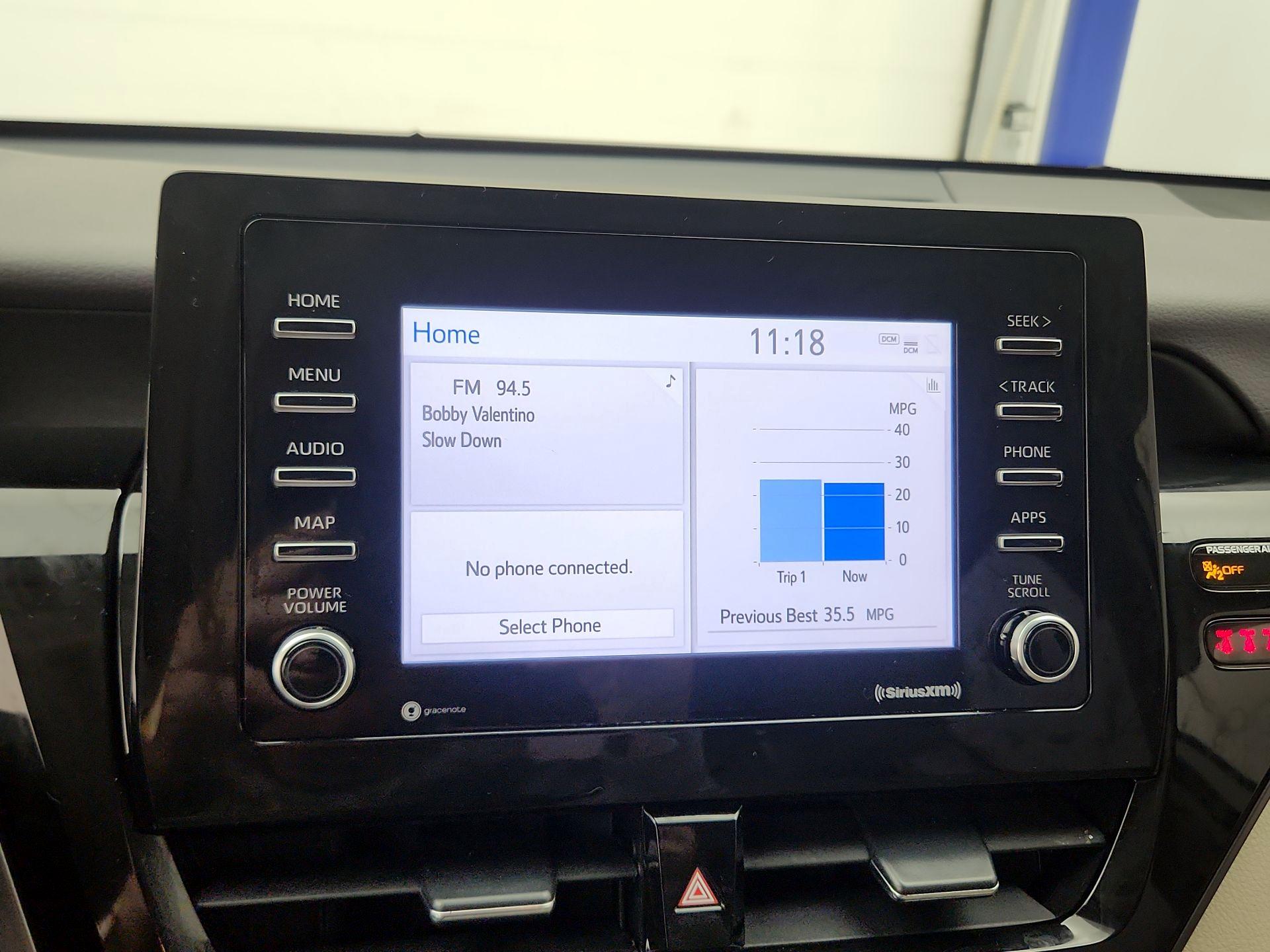 Thumbnail: 2021 Toyota Camry - 15