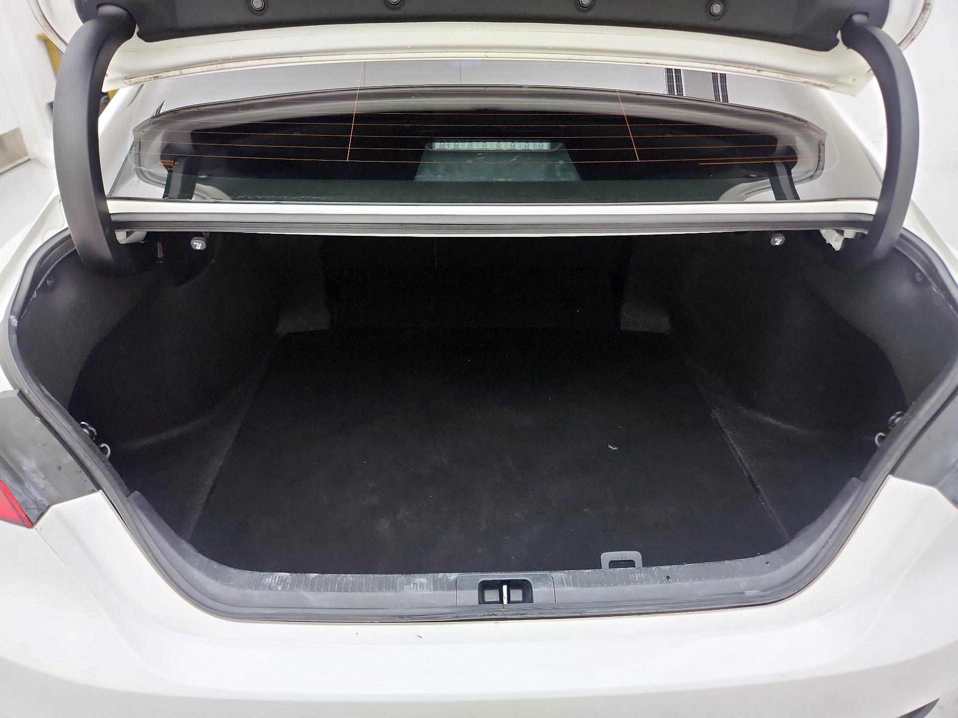 Thumbnail: 2021 Toyota Camry - 20