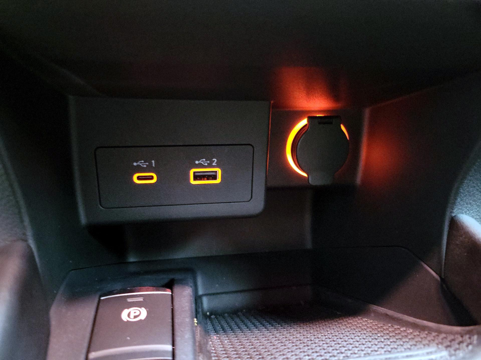 Thumbnail: 2023 Nissan Kicks - 17