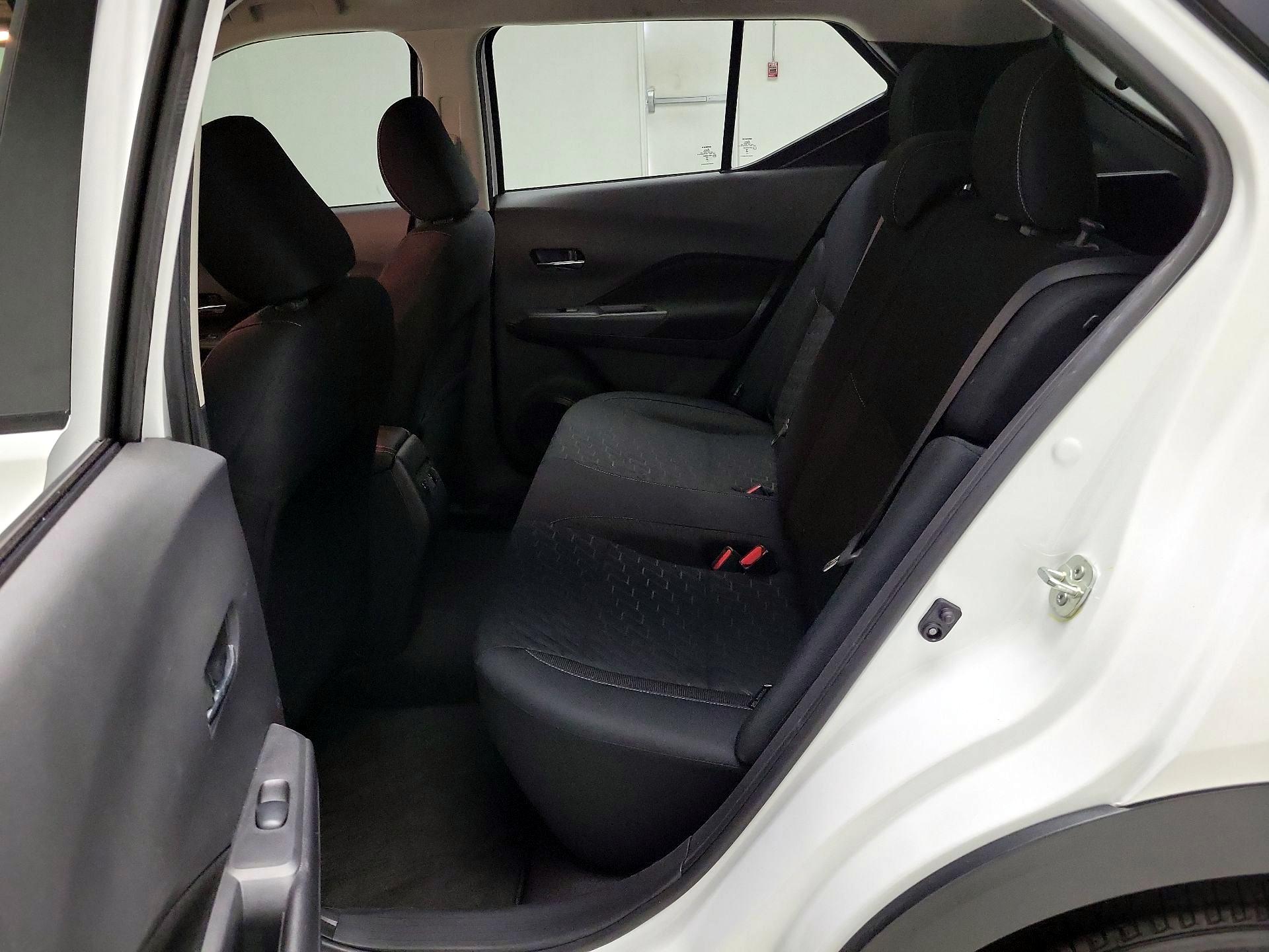 Thumbnail: 2023 Nissan Kicks - 18