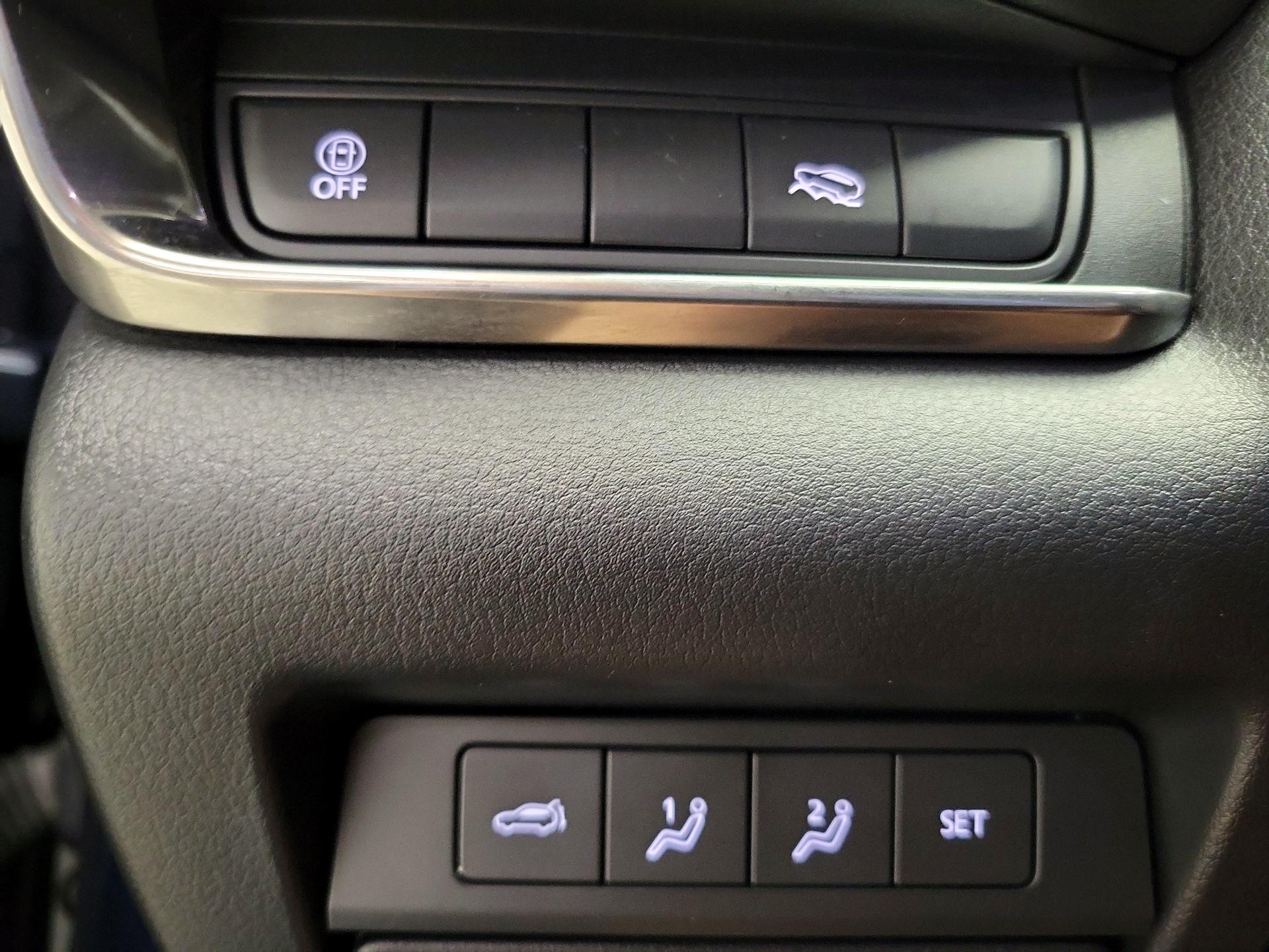 Thumbnail: 2023 Mazda CX-30 - 13