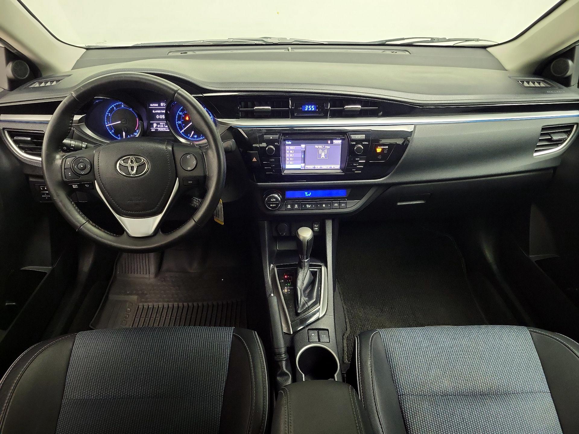 Thumbnail: 2015 Toyota Corolla - 9