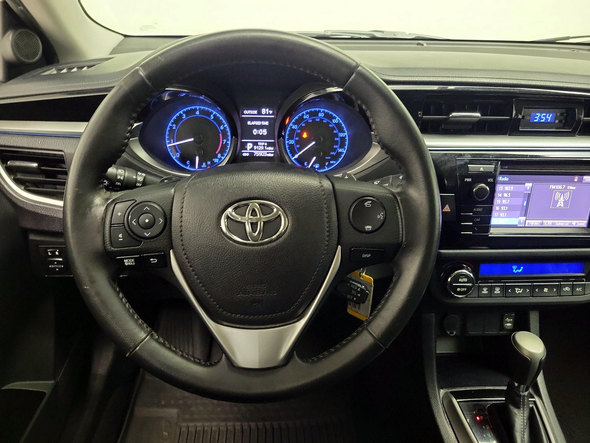 Thumbnail: 2015 Toyota Corolla - 10