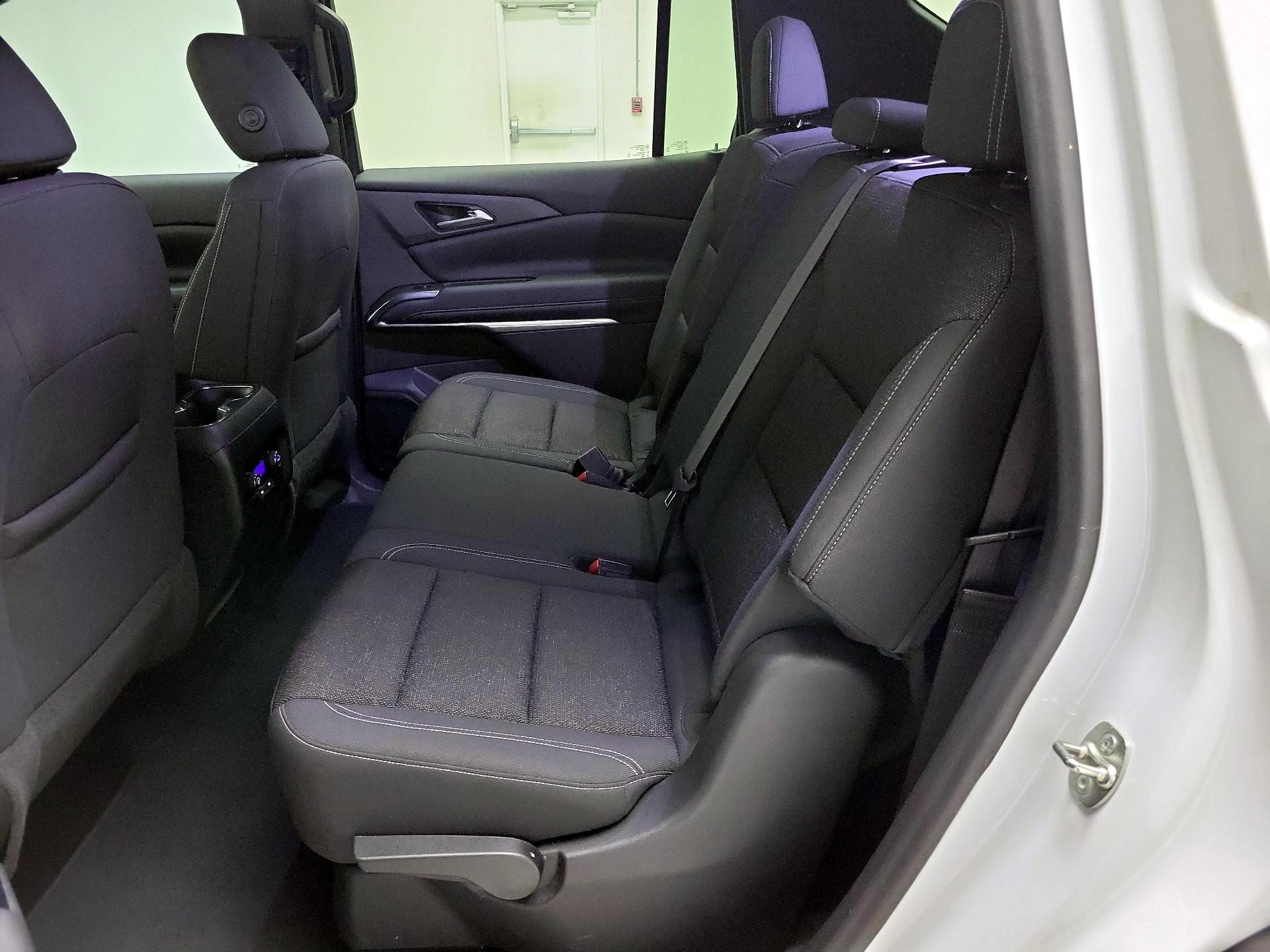 Thumbnail: 2024 Chevrolet Traverse - 20