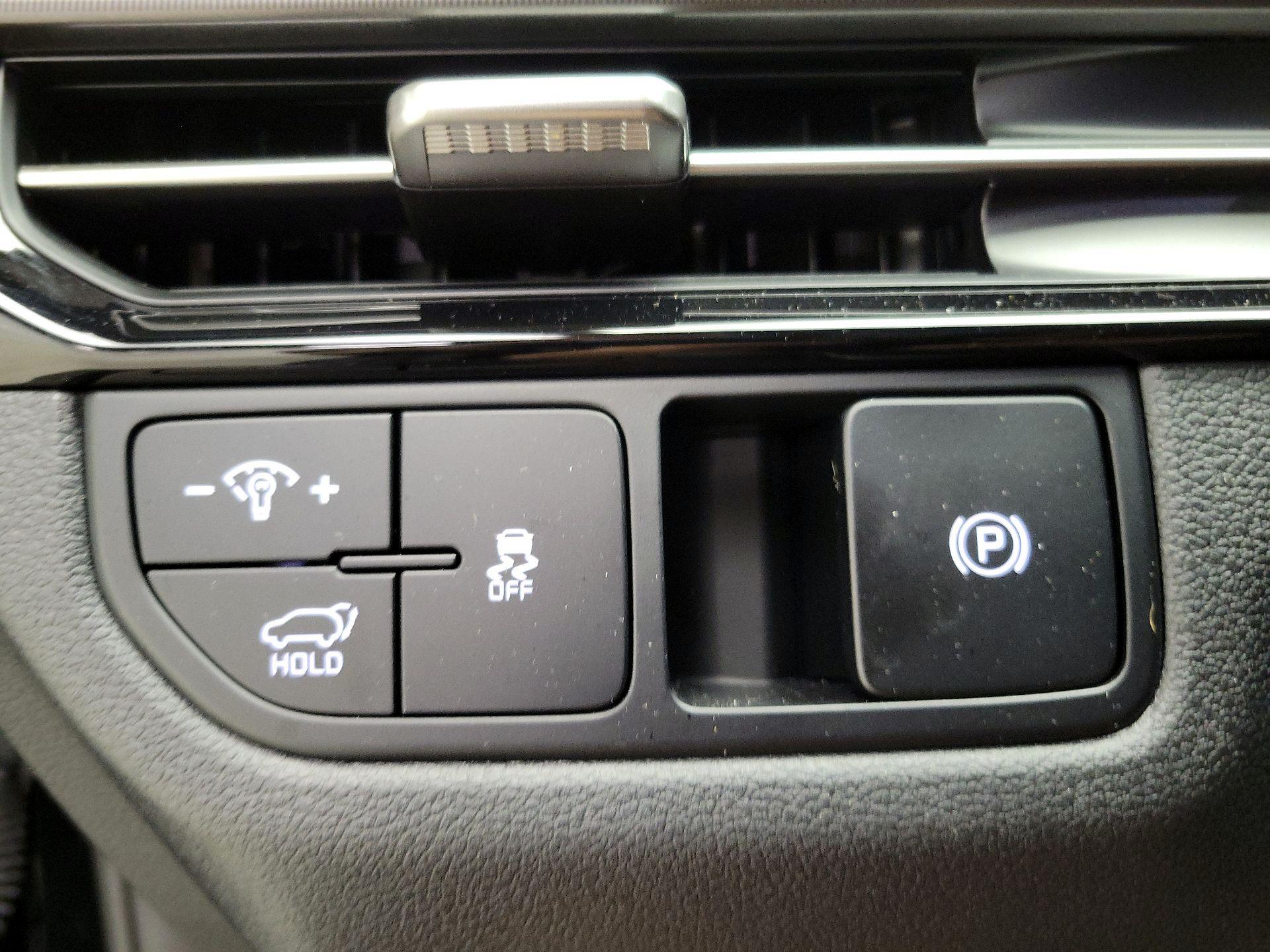 Thumbnail: 2026 Kia Sportage - 13