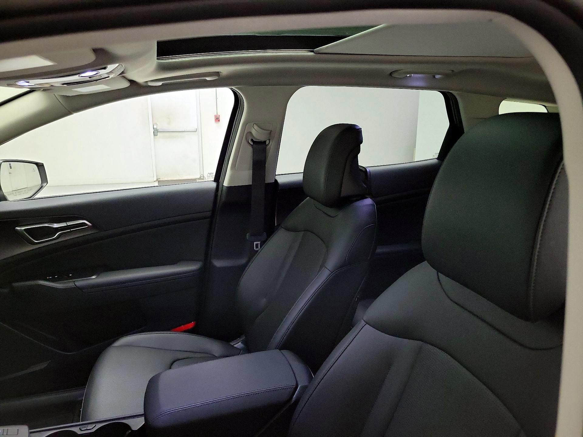 Thumbnail: 2026 Kia Sportage - 20