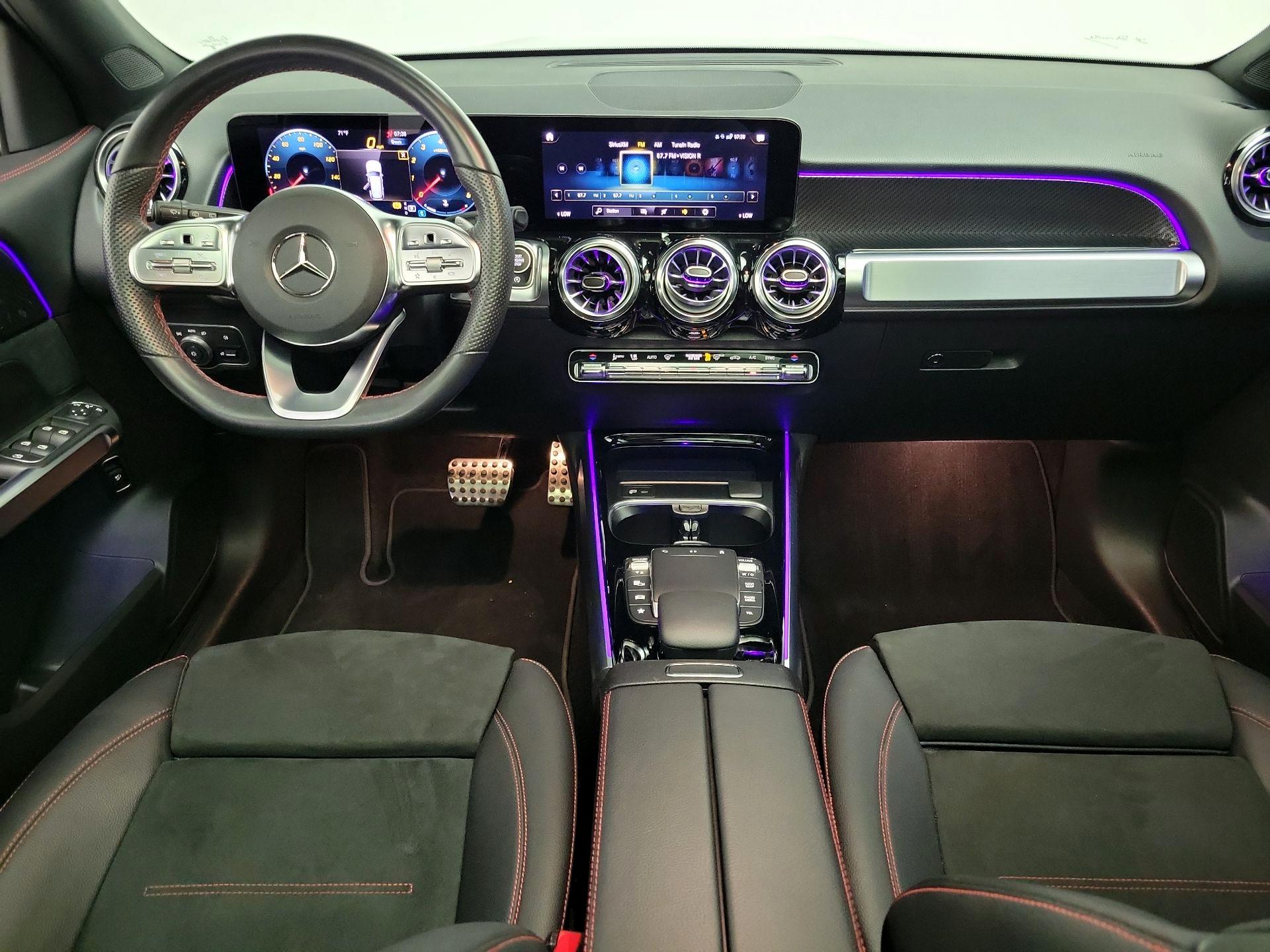 Thumbnail: 2023 Mercedes-Benz GLB - 9