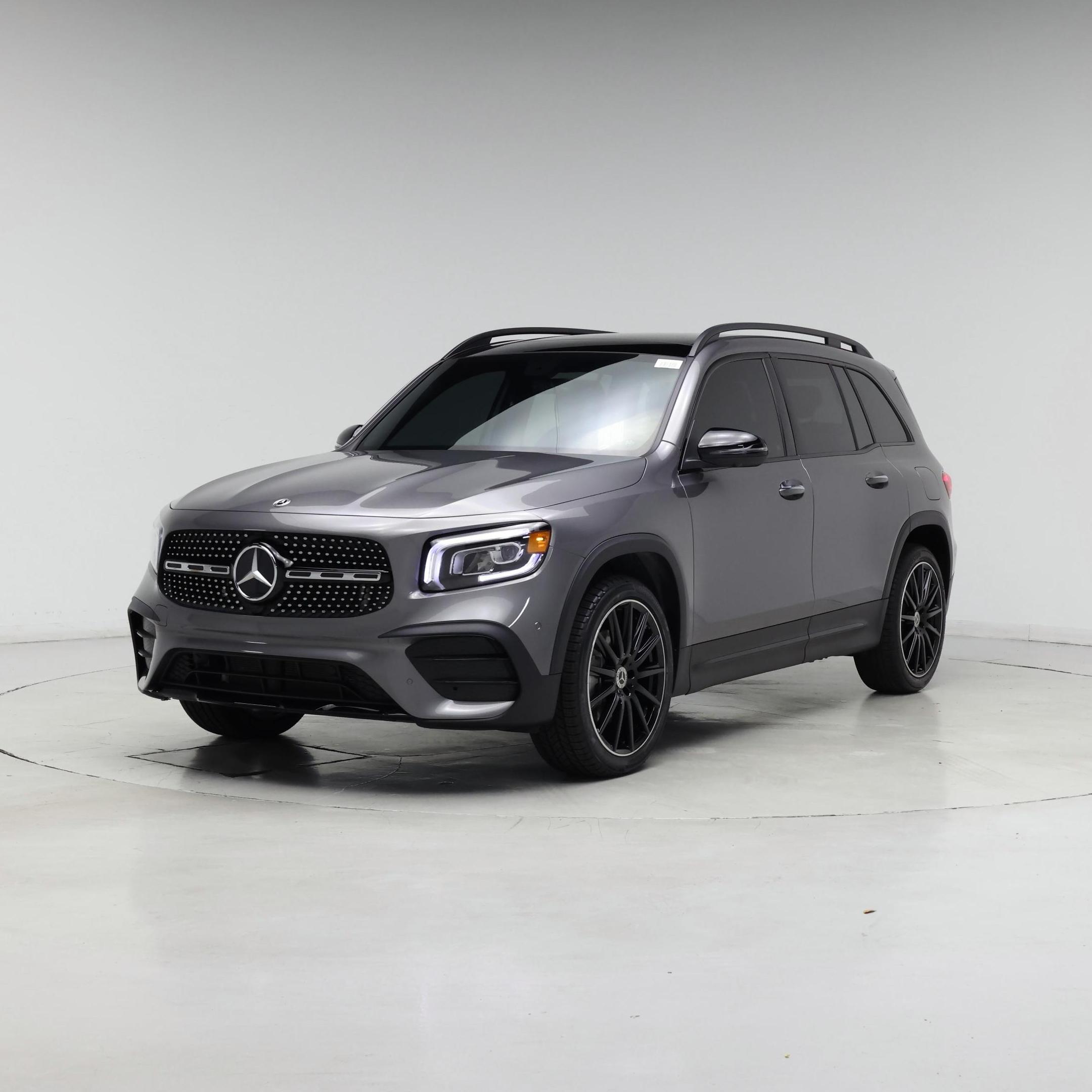 Thumbnail: 2023 Mercedes-Benz GLB - 4