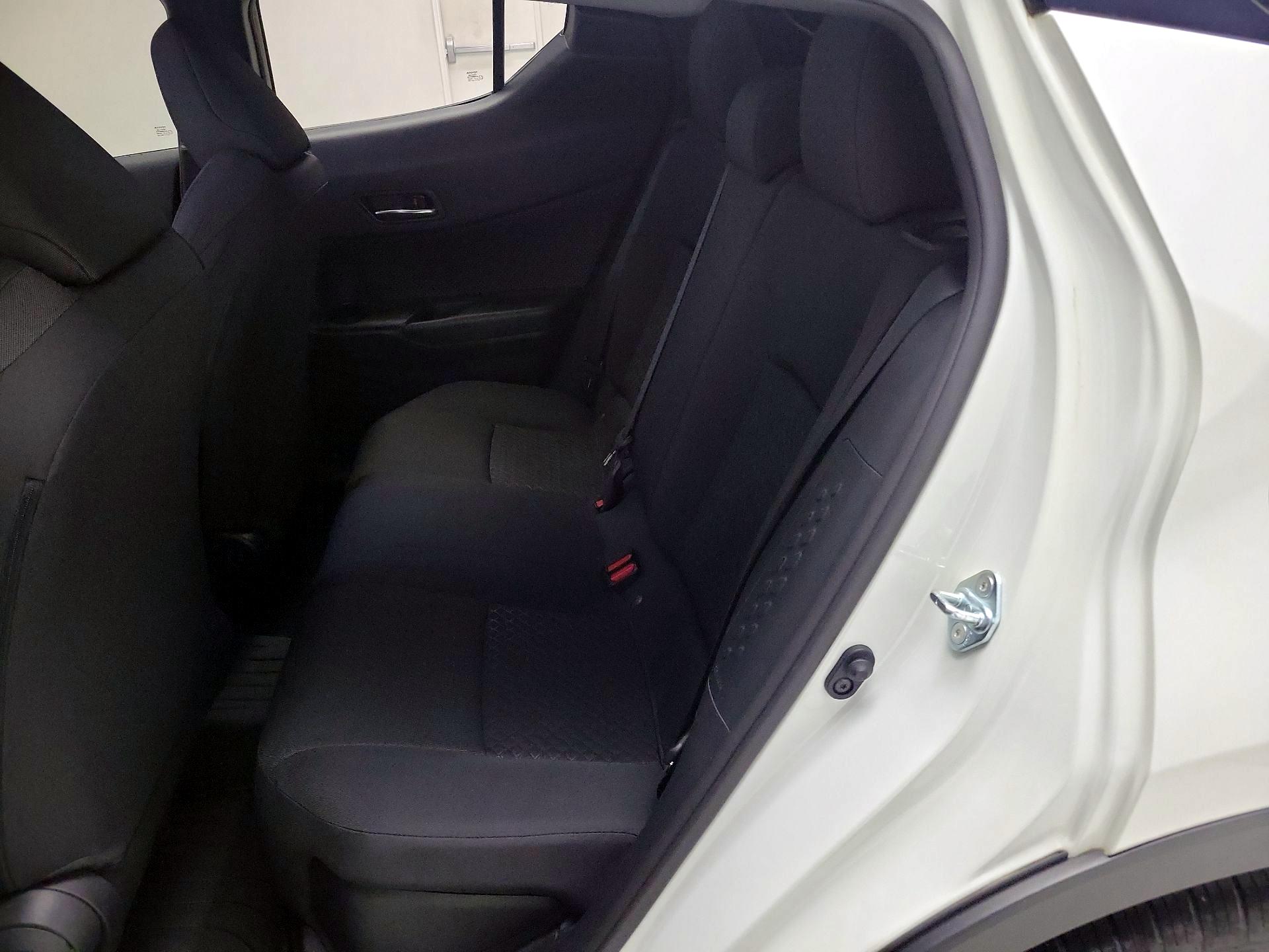 Thumbnail: 2021 Toyota C-HR - 19