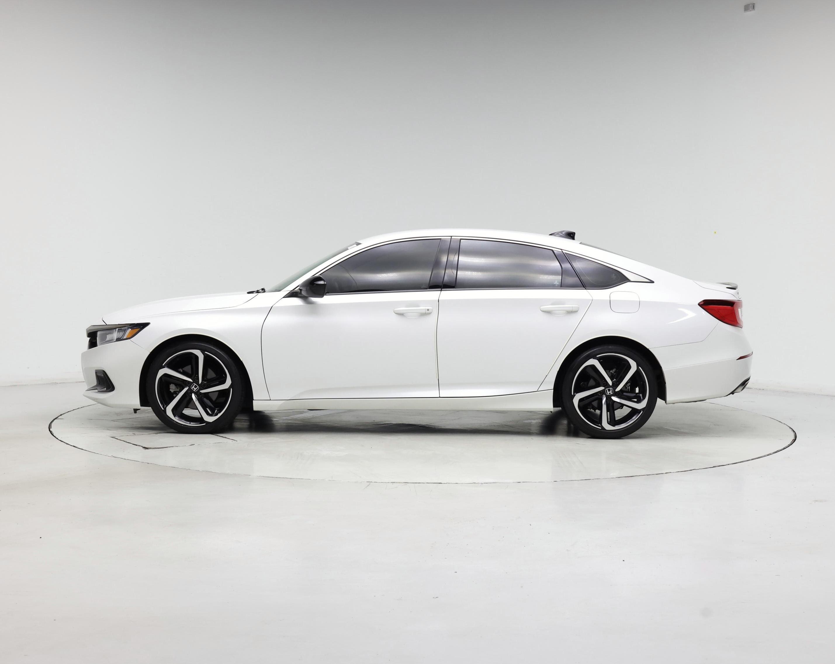 Thumbnail: 2022 Honda Accord - 3