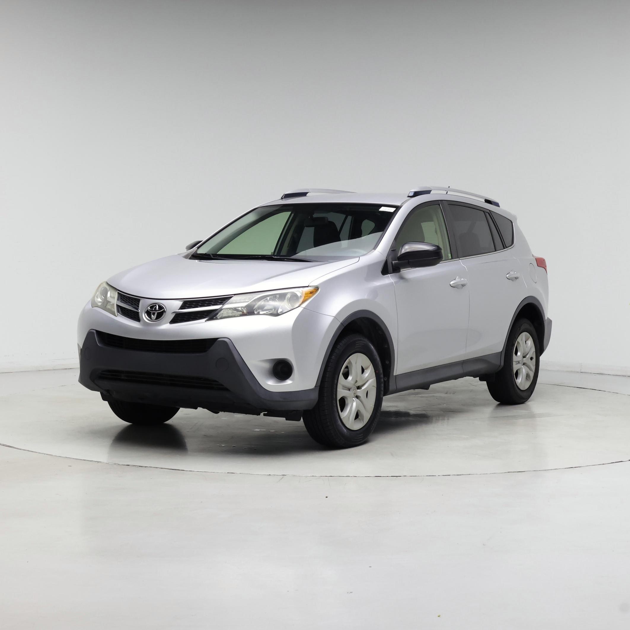 Thumbnail: 2015 Toyota RAV4 - 4
