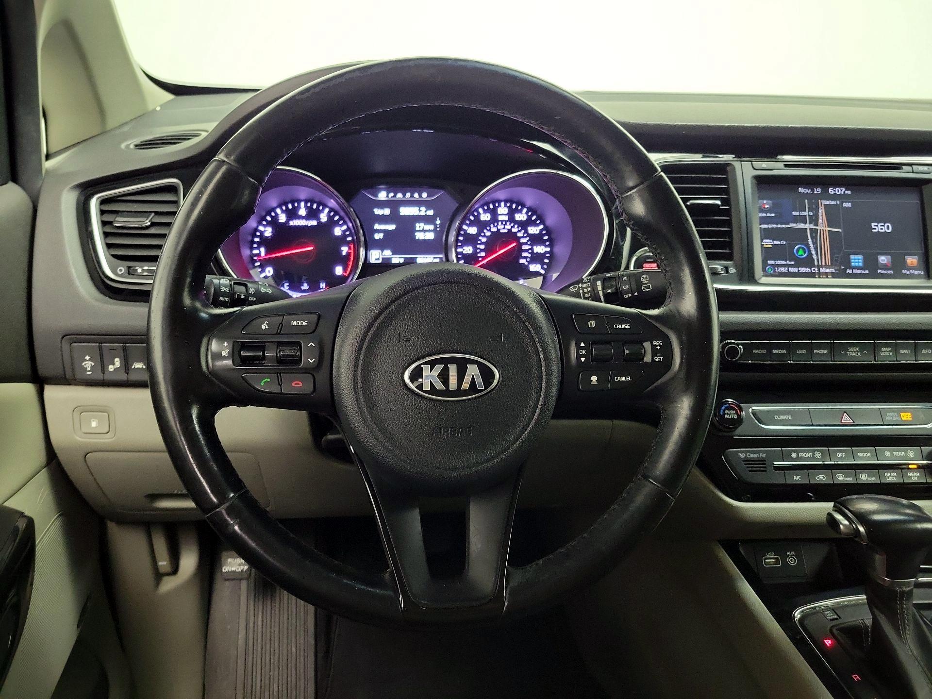Thumbnail: 2018 Kia Sedona - 10